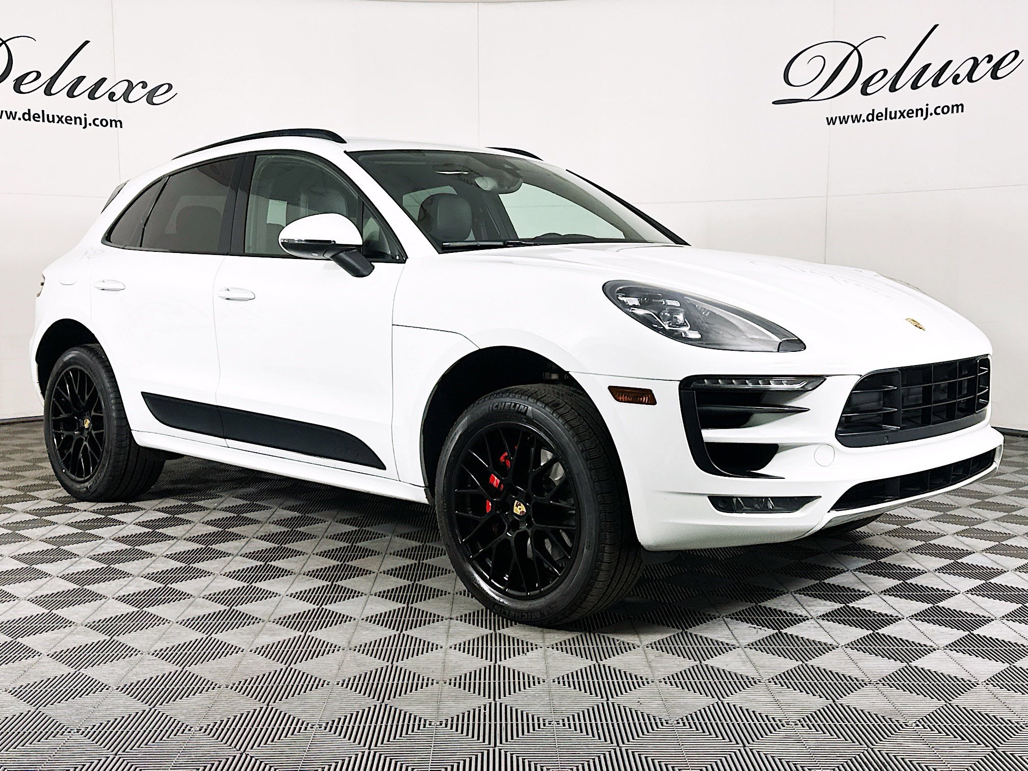 2017 Porsche Macan GTS's photo