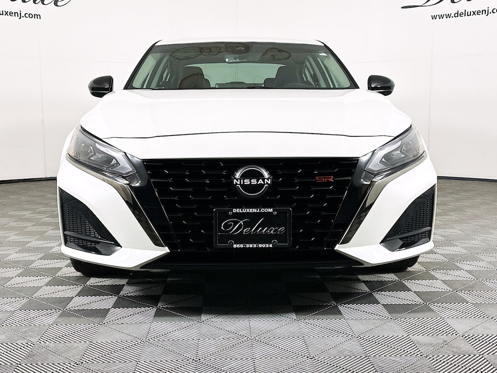 Used 2024 Nissan Altima 2.5 SR Premium AWD Sedan,