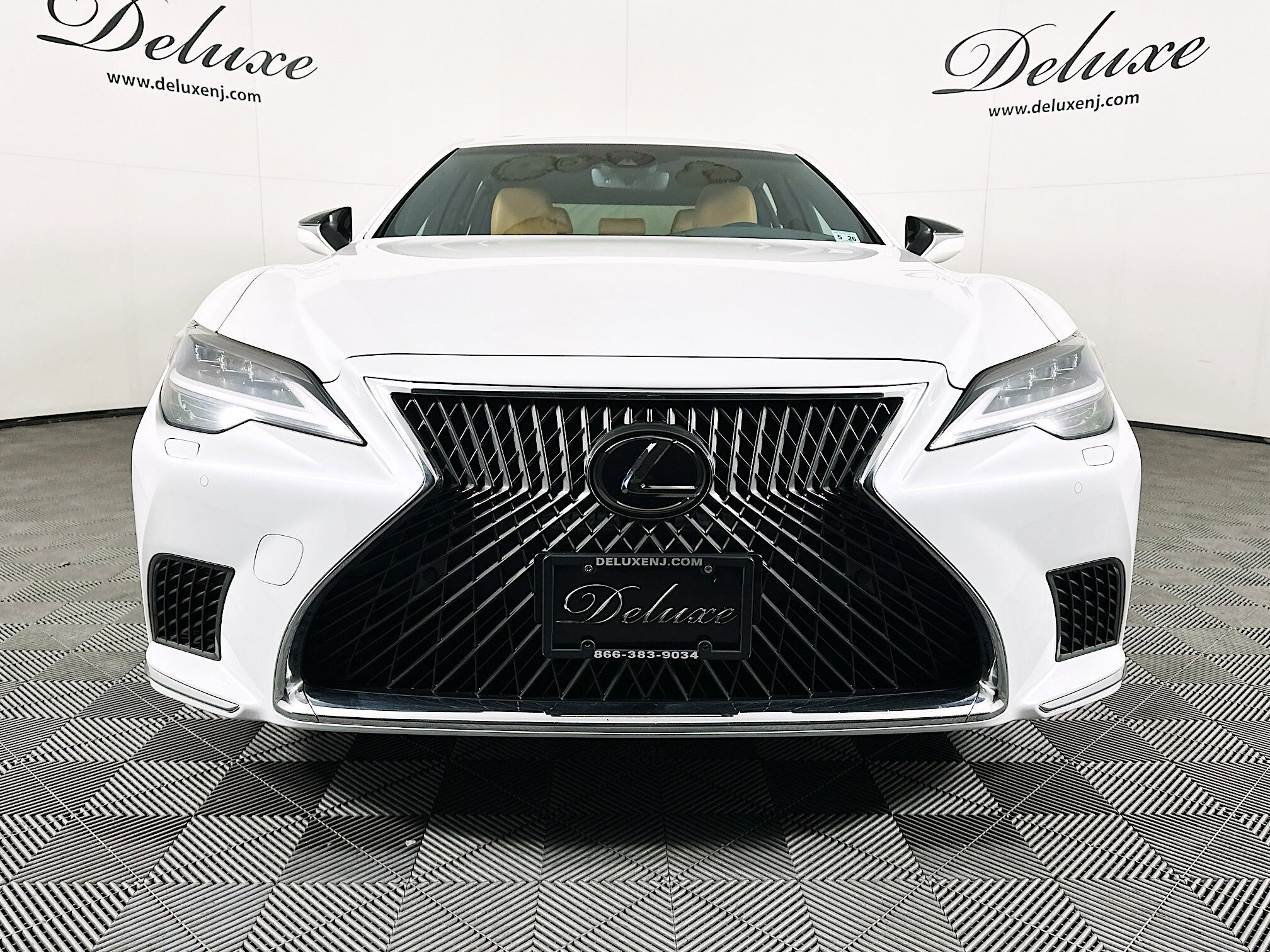 2021 Lexus LS 500 photo 2