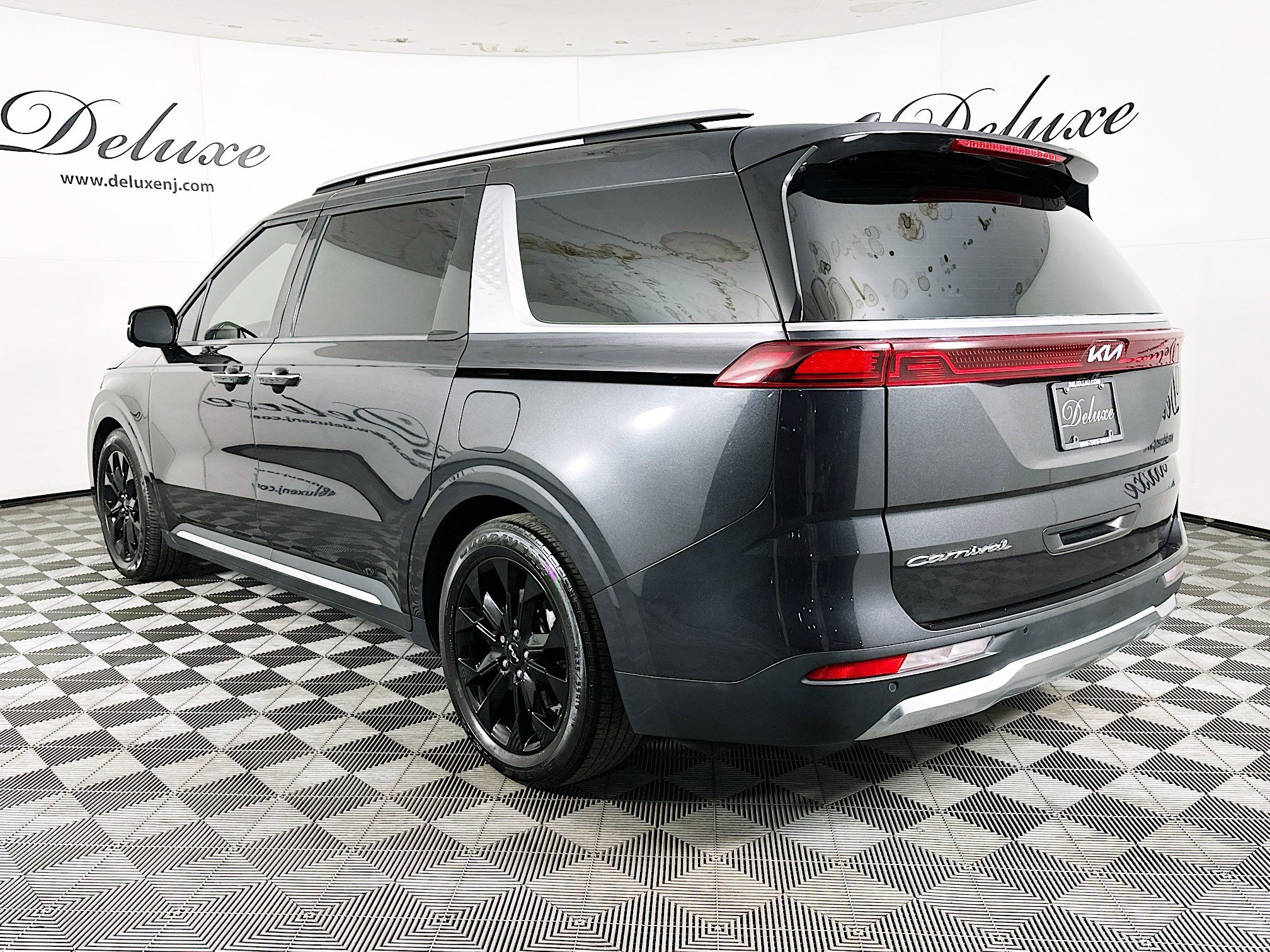 2022 Kia Carnival SX Prestige photo 4