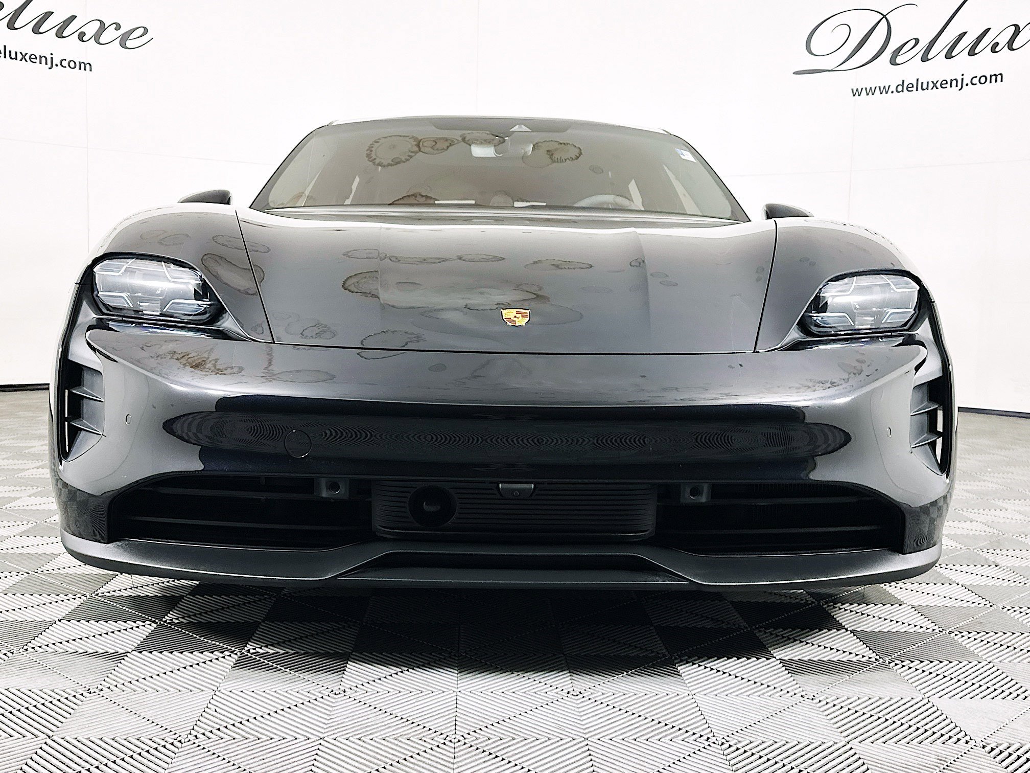 2024 Porsche Taycan GTS Sport Turismo photo 2