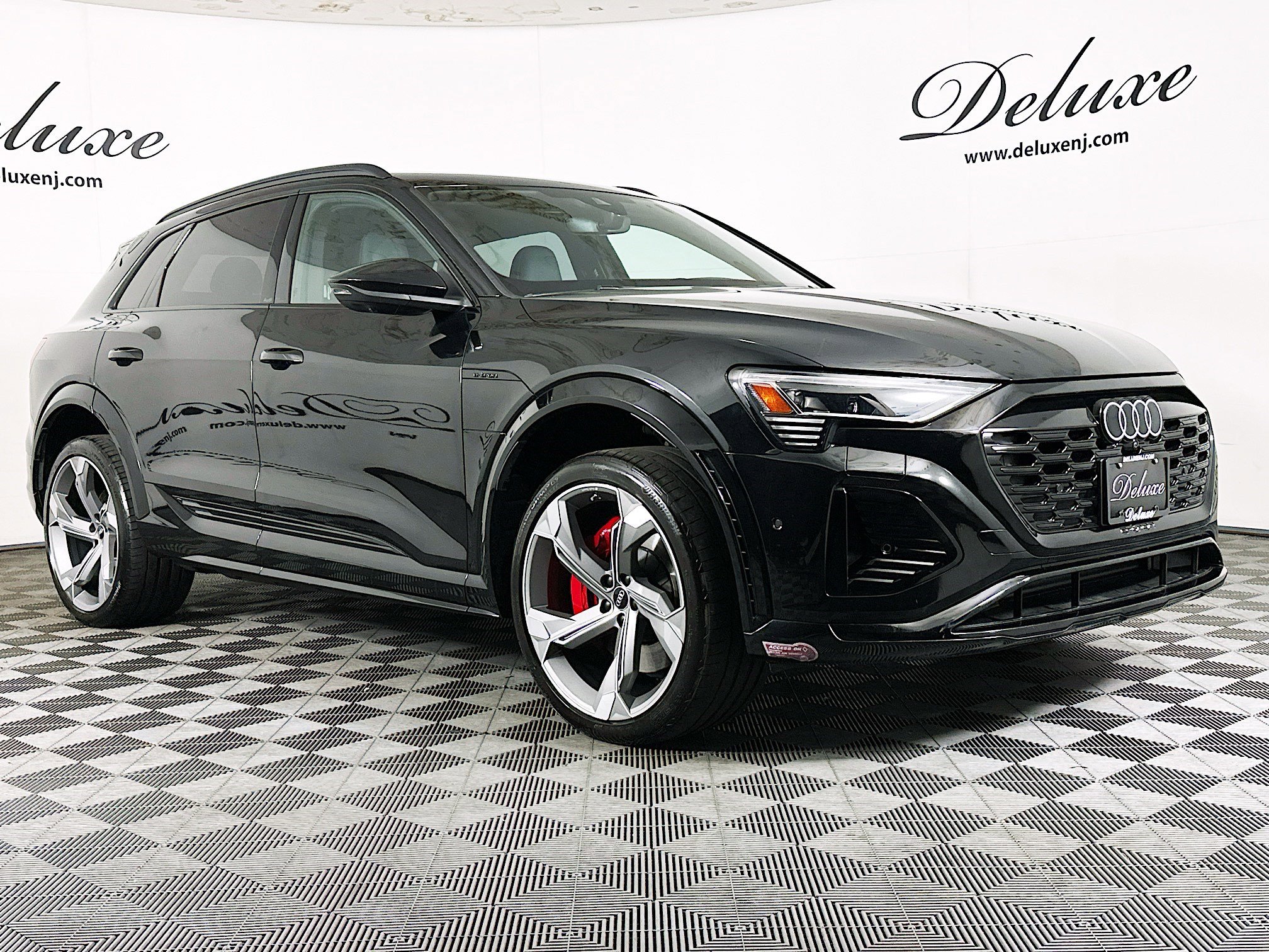 2024 Audi SQ8 e-tron 114 kWh Prestige quattro's photo