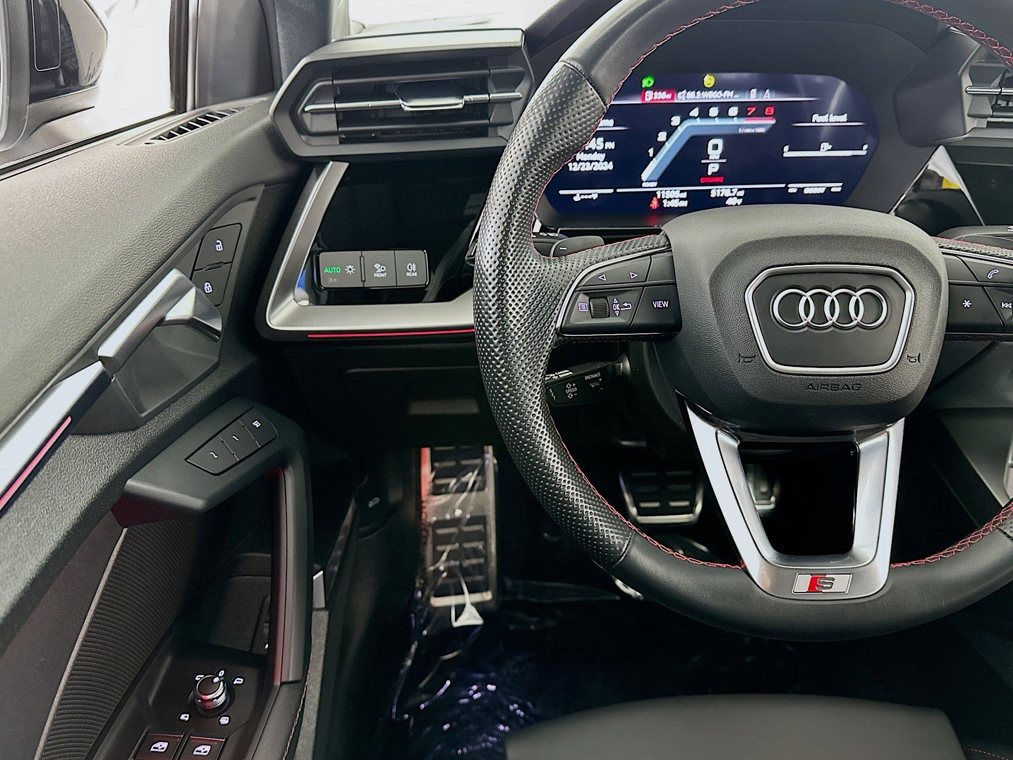 2024 Audi S3 Premium Plus - Photo 10