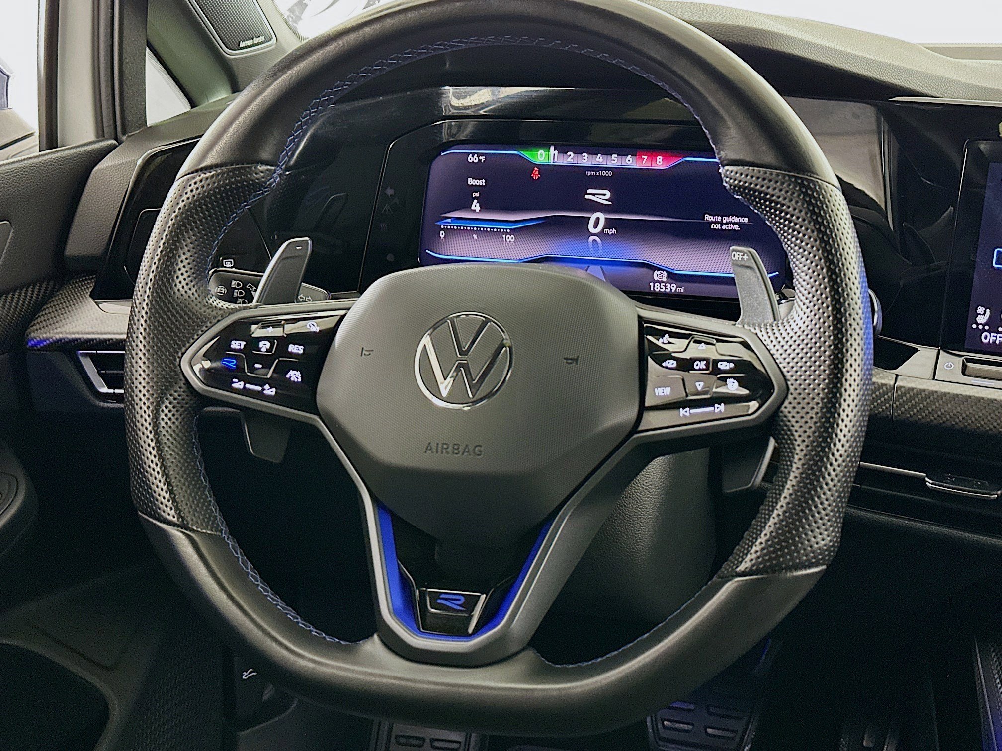 2023 Volkswagen Golf R 7