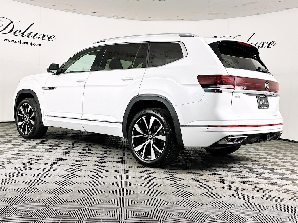 Used 2024 Volkswagen Atlas 2.0T SEL Premium R-Line SUV,