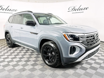 2024 Volkswagen Atlas 2.0T Peak Edition SEL 4MOTION 3-ROW SEAT SUV,