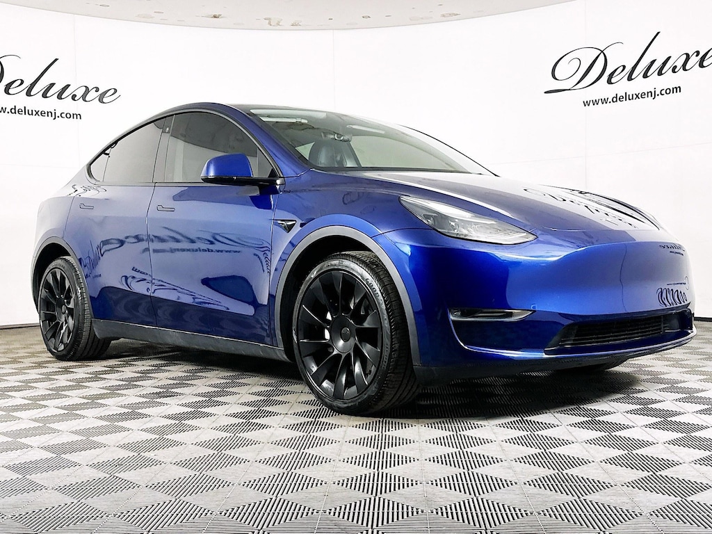 Used 2023 Tesla Model Y Long Range AWD SUV,