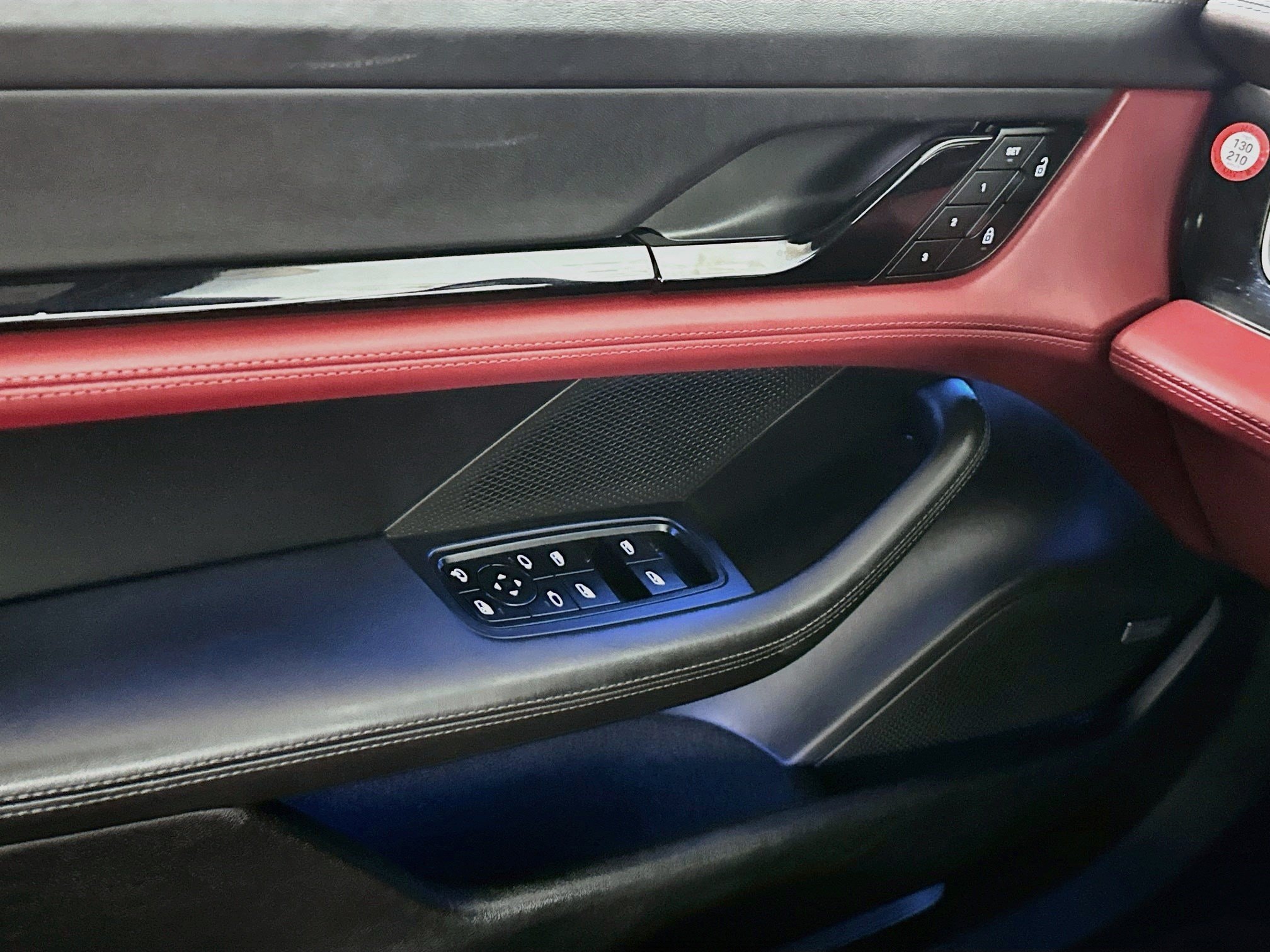 2023 Porsche Taycan 13