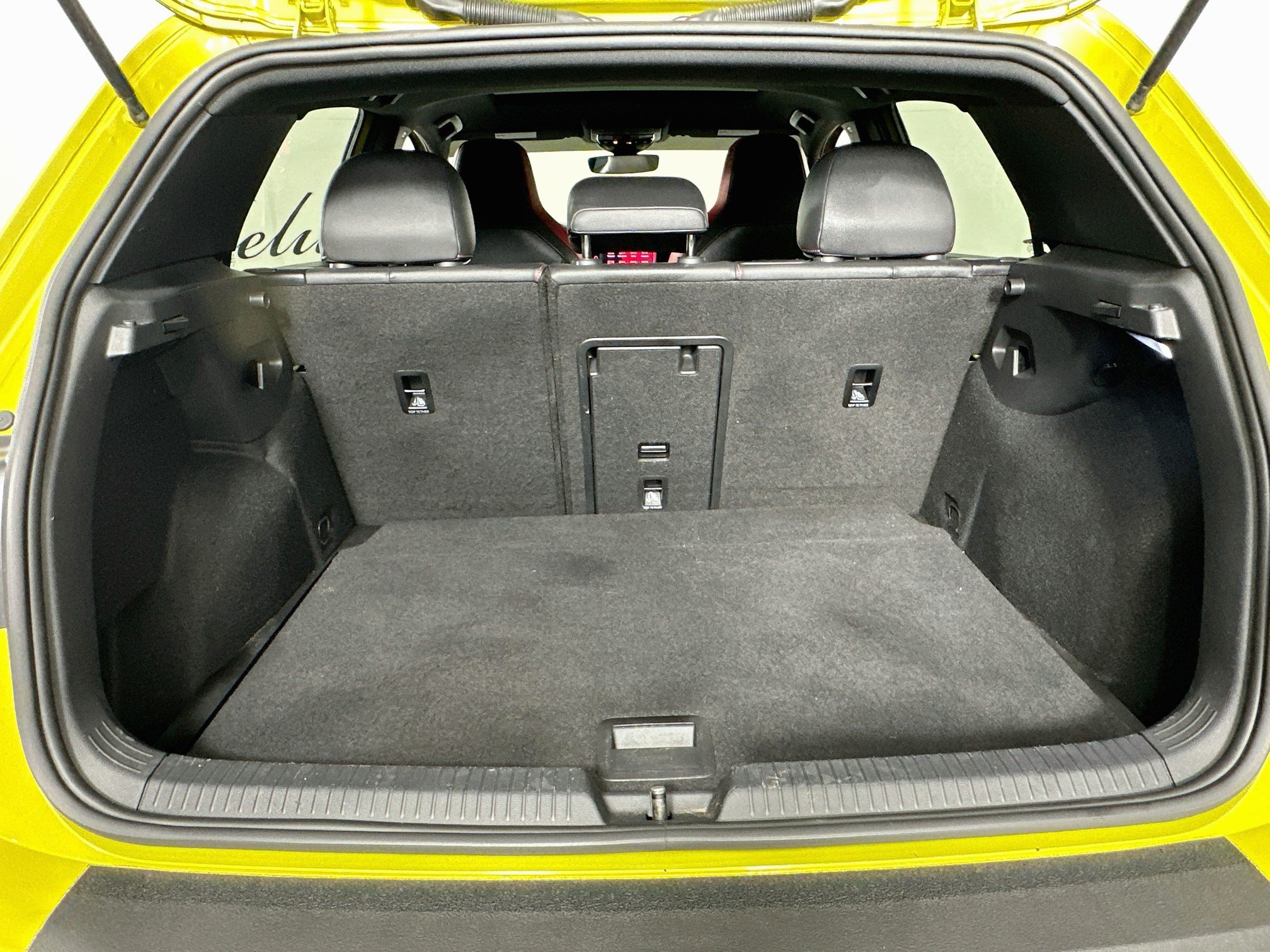 2022 Volkswagen Golf GTI 23