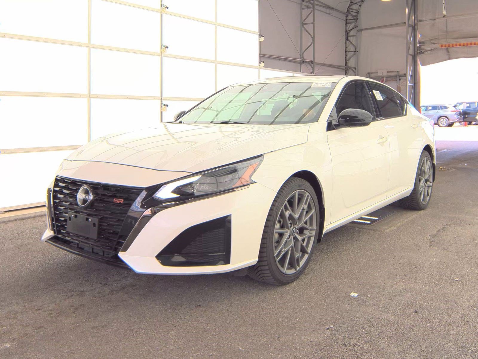 2024 Nissan Altima 2.5 SR photo 2
