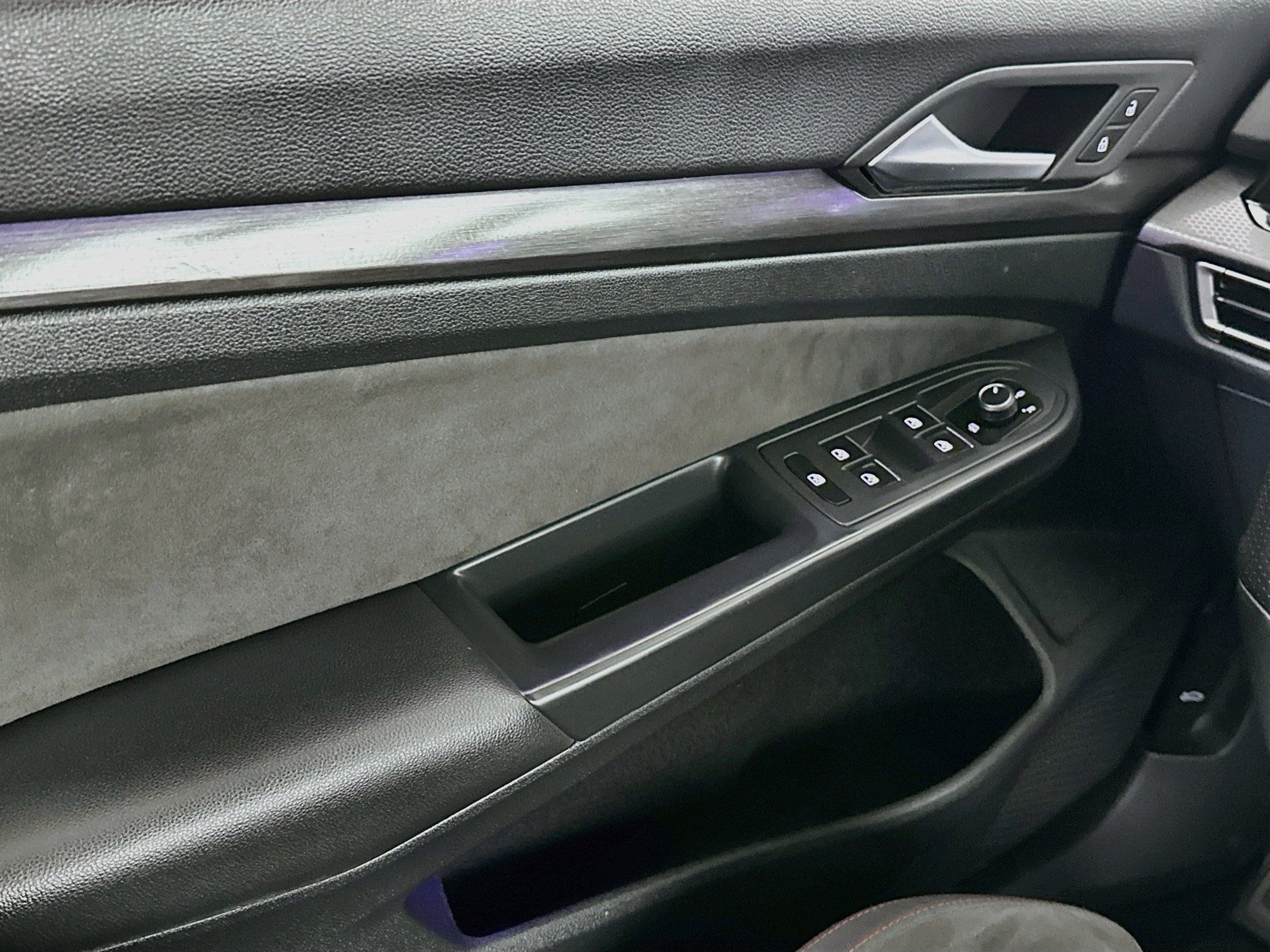 2023 Volkswagen Golf GTI 13