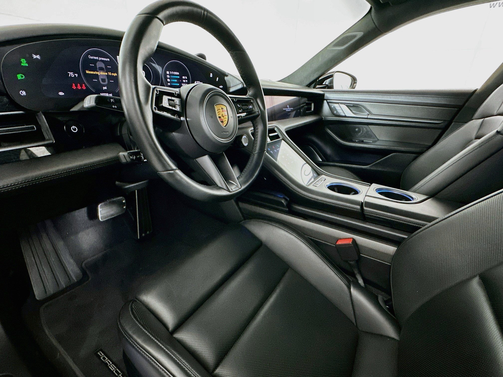 2022 Porsche Taycan 6