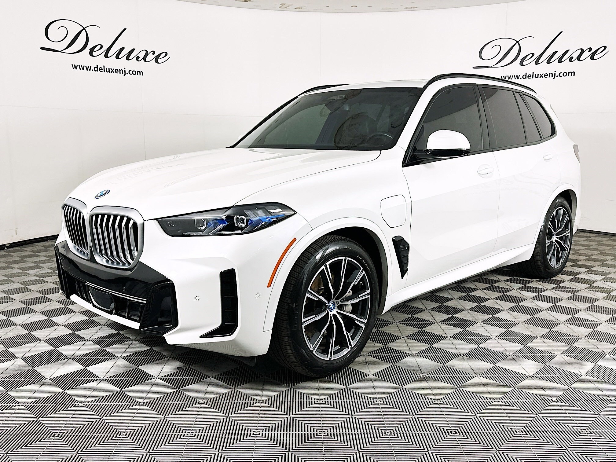 2024 Bmw X5 xDrive50e M photo 3