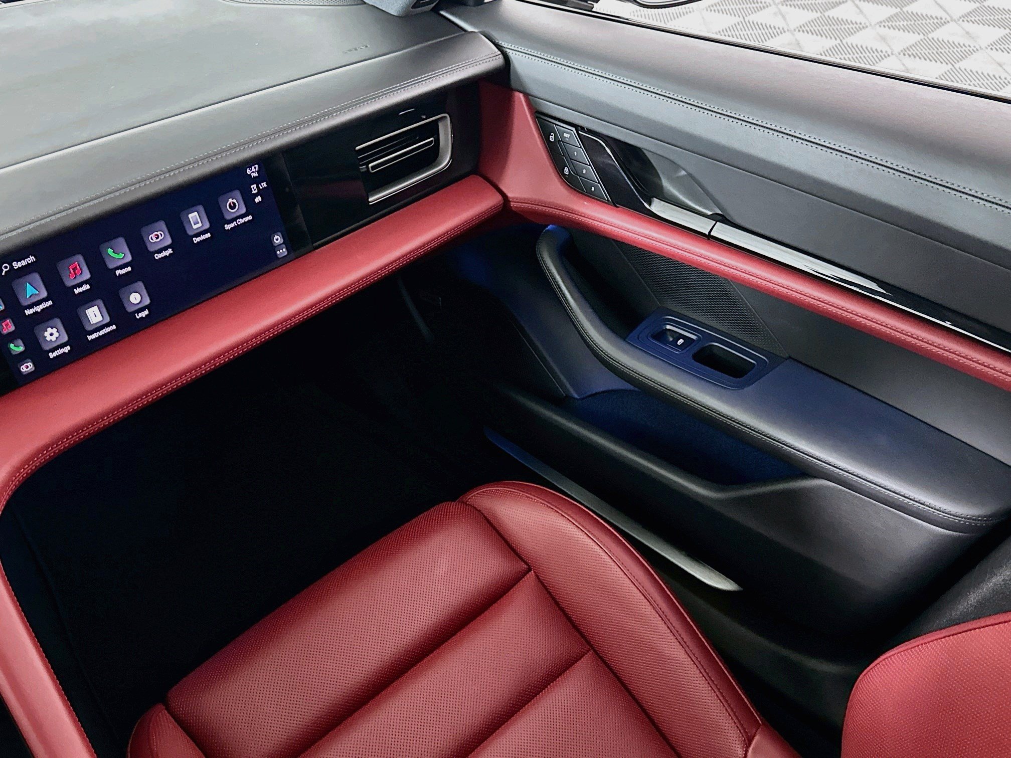 2023 Porsche Taycan 20