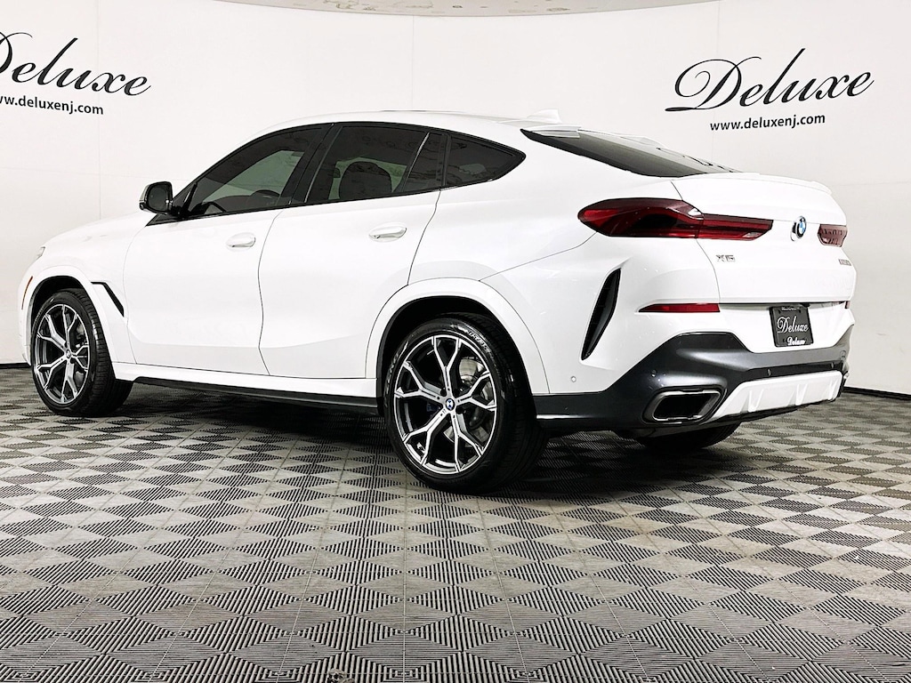 Used 2021 BMW X6 M50i Premium xDrive SUV,