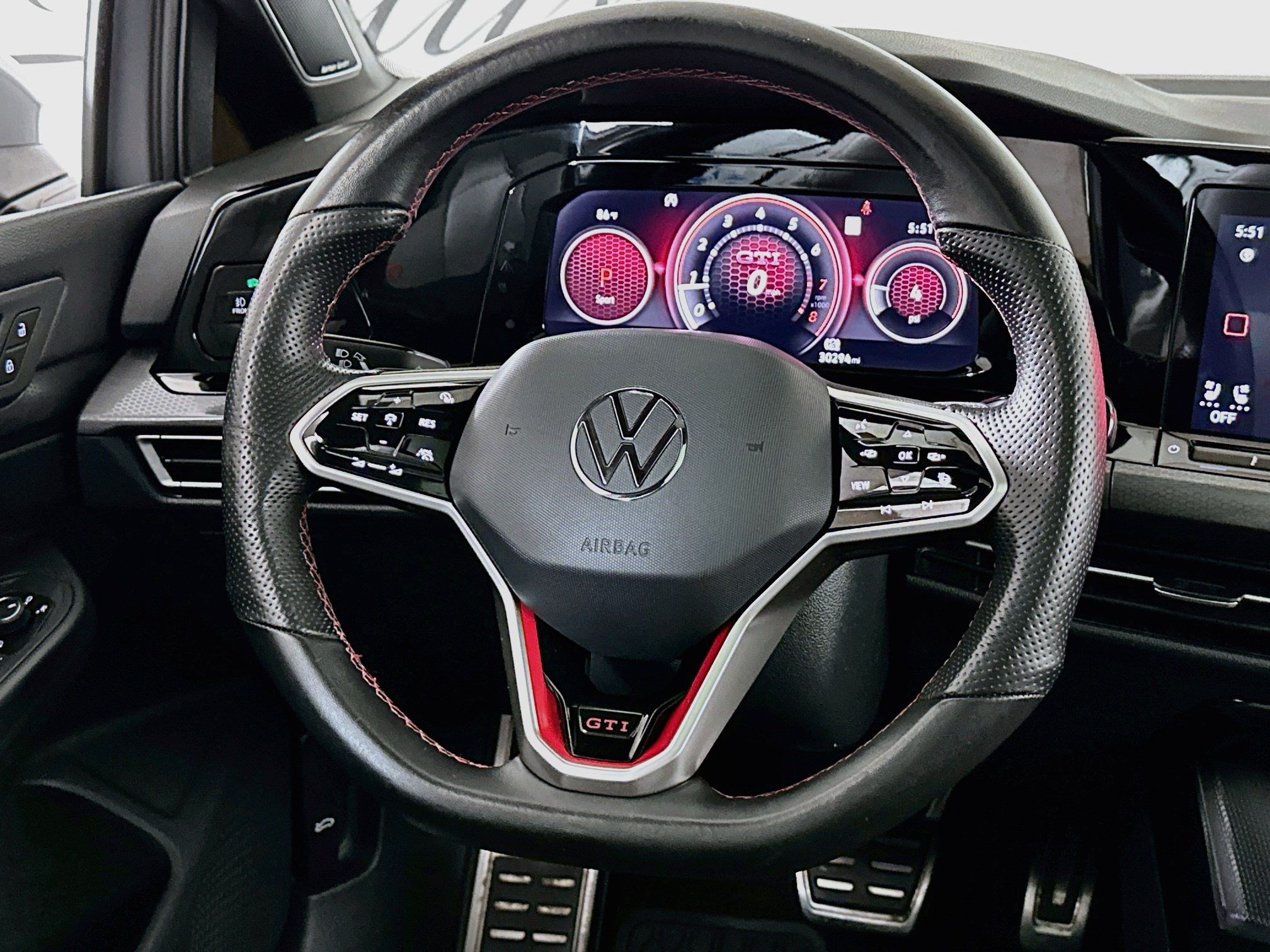 2023 Volkswagen Golf GTI 7