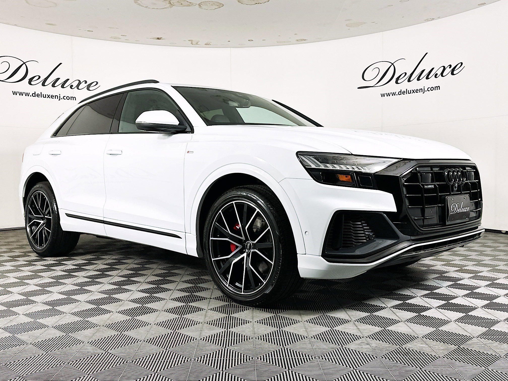2022 Audi Q8 Premium Plus's photo