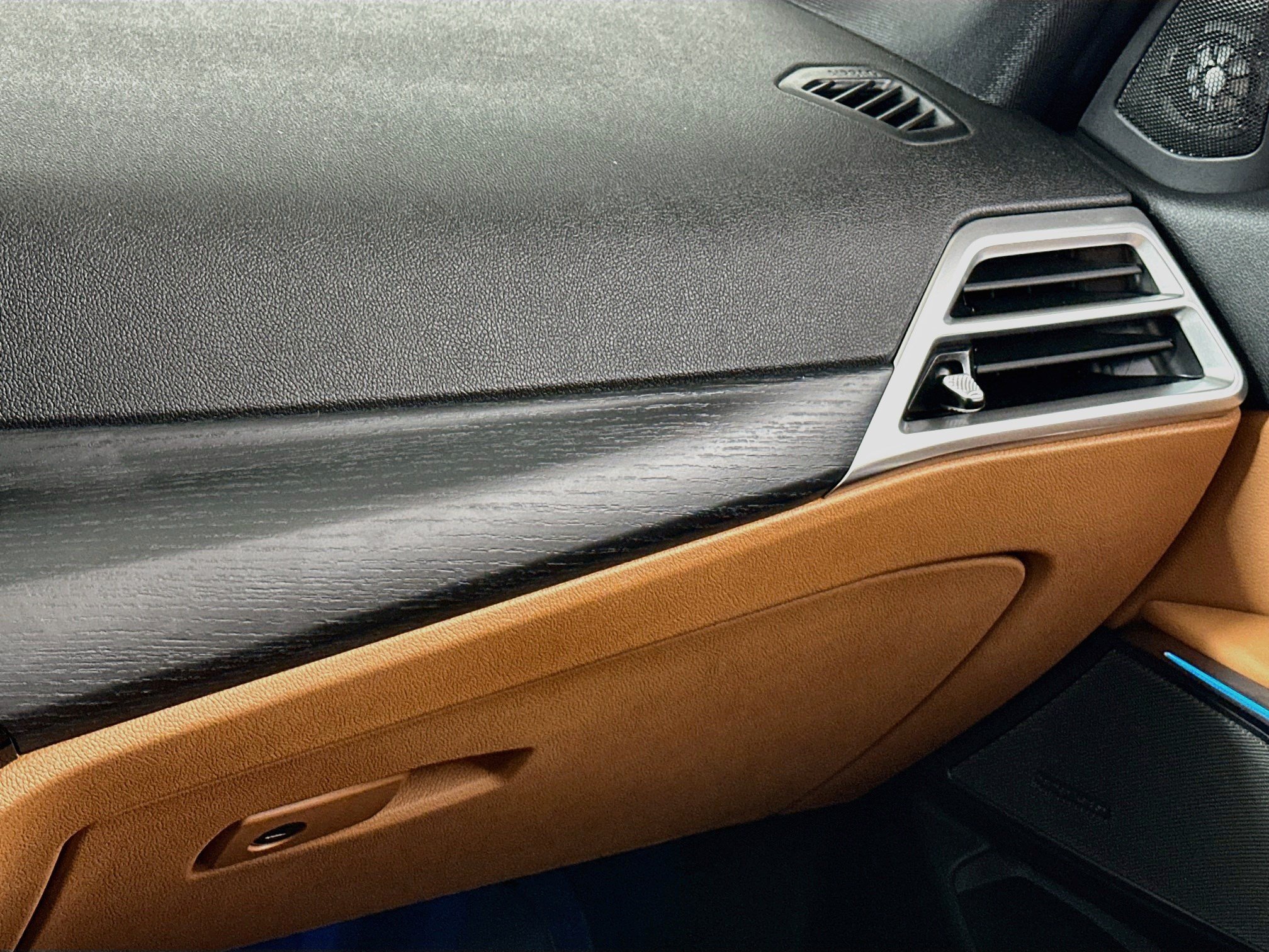 2025 BMW 3 Series 15