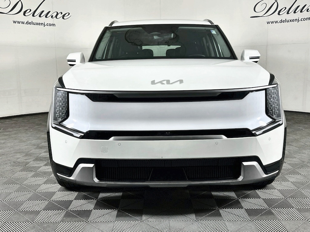 Used 2024 Kia EV9 Land Long Range AWD 3-ROW SEAT SUV,