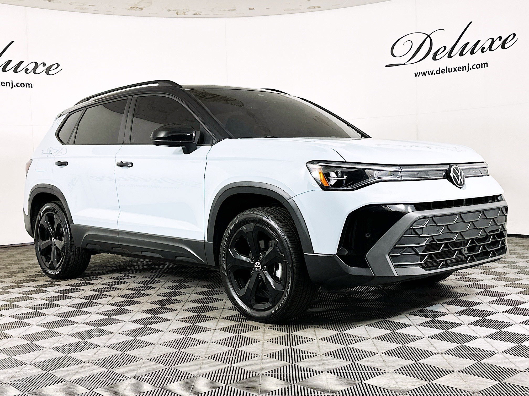 2025 Volkswagen Taos