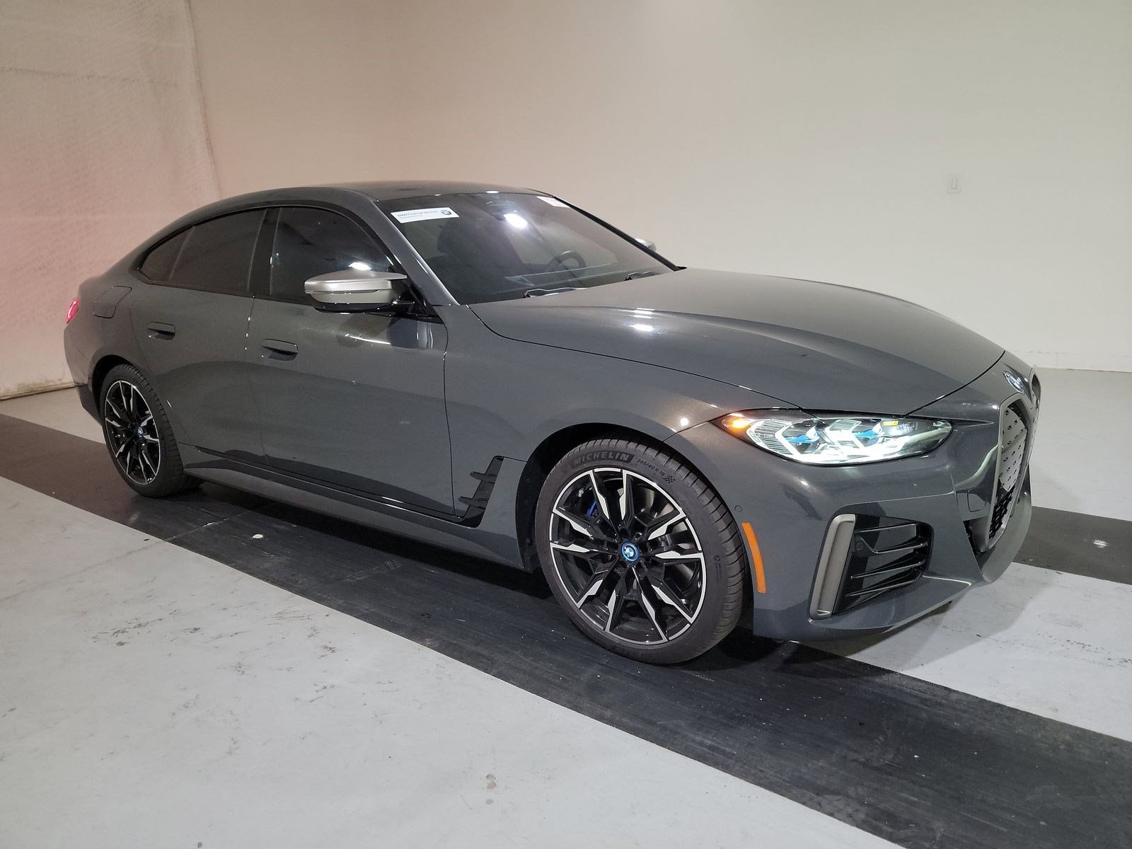 2023 BMW i4 M50's photo