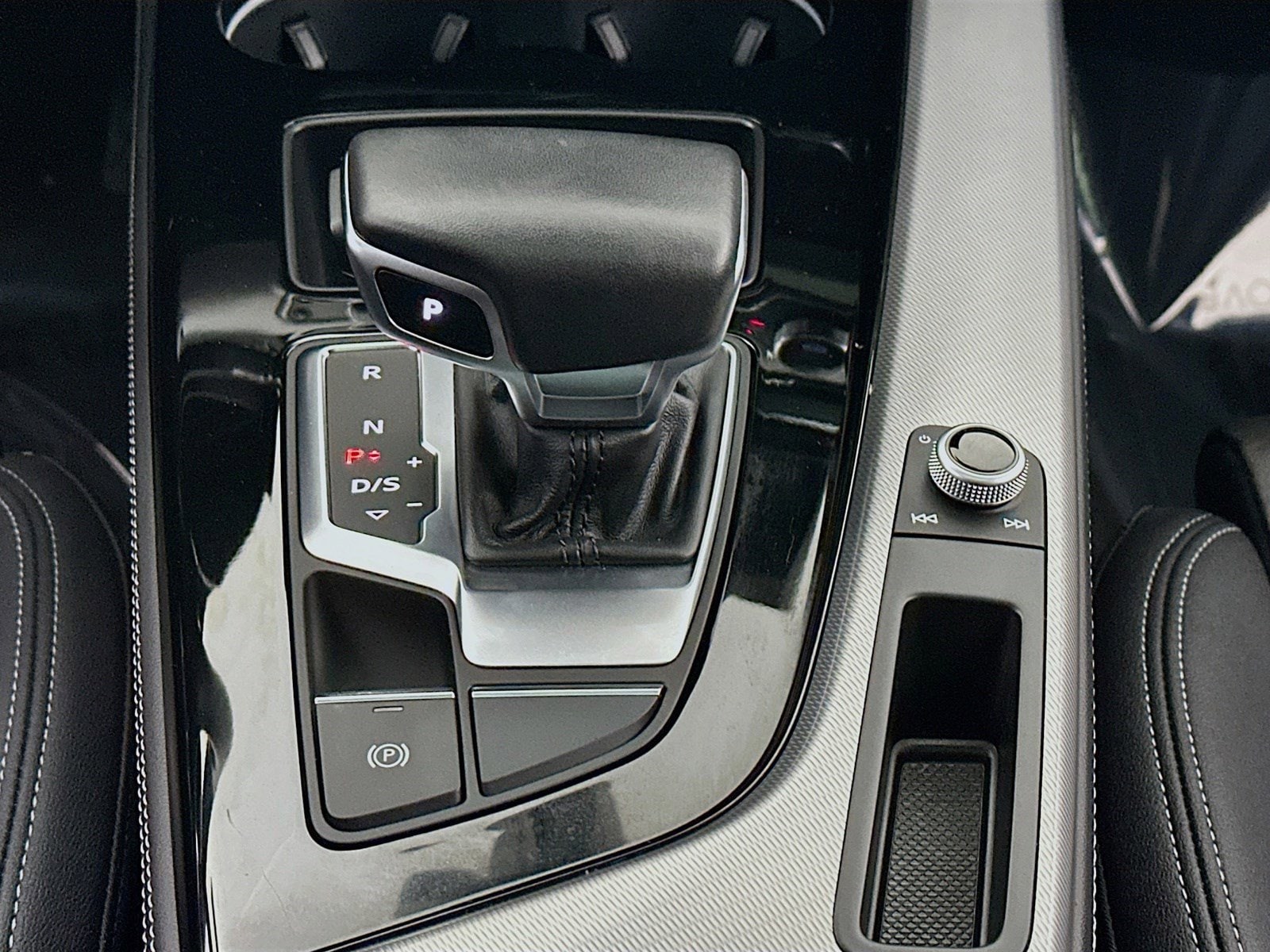 2024 Audi A4 Prestige - Photo 14