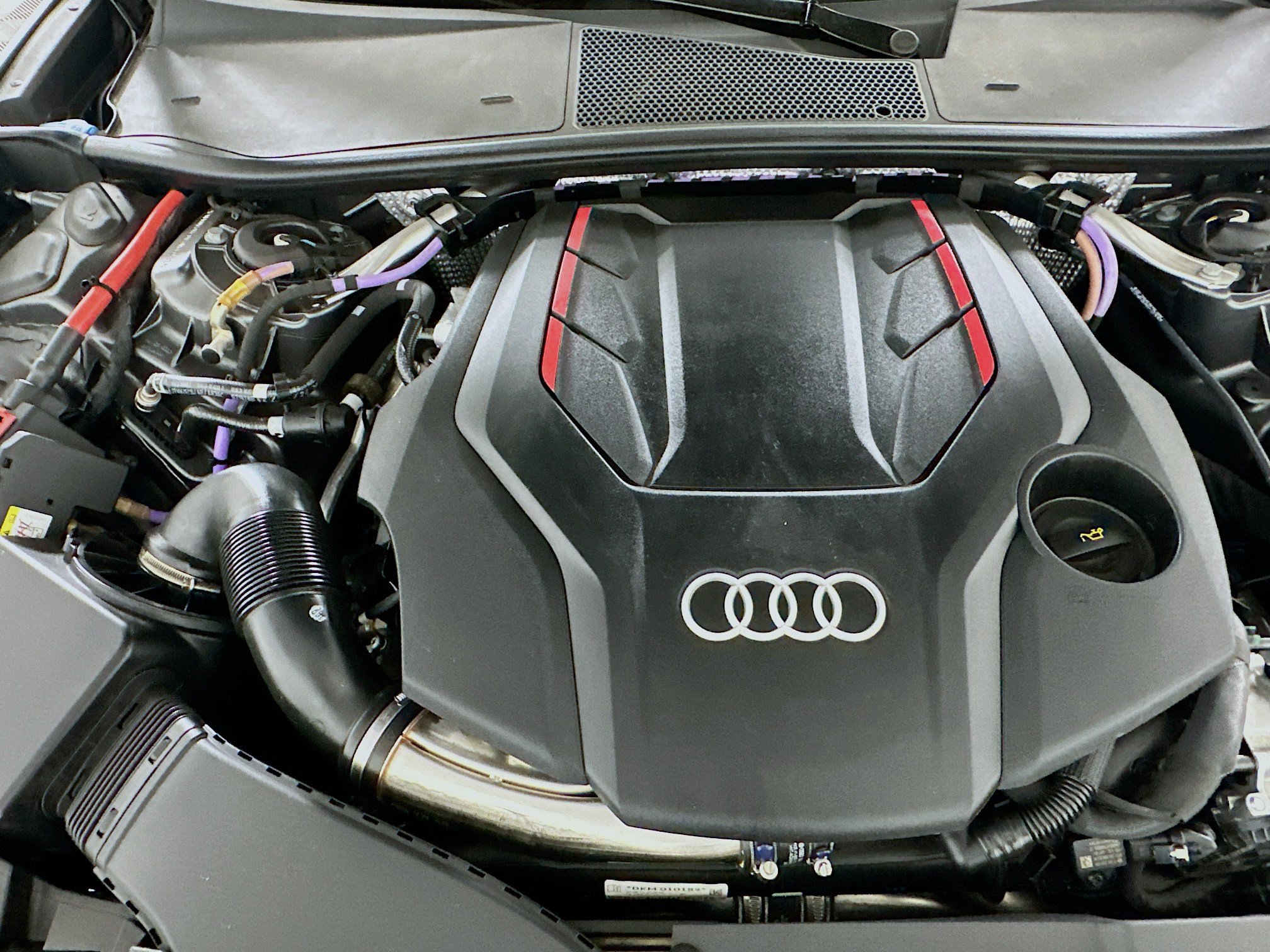 2025 Audi S6 32
