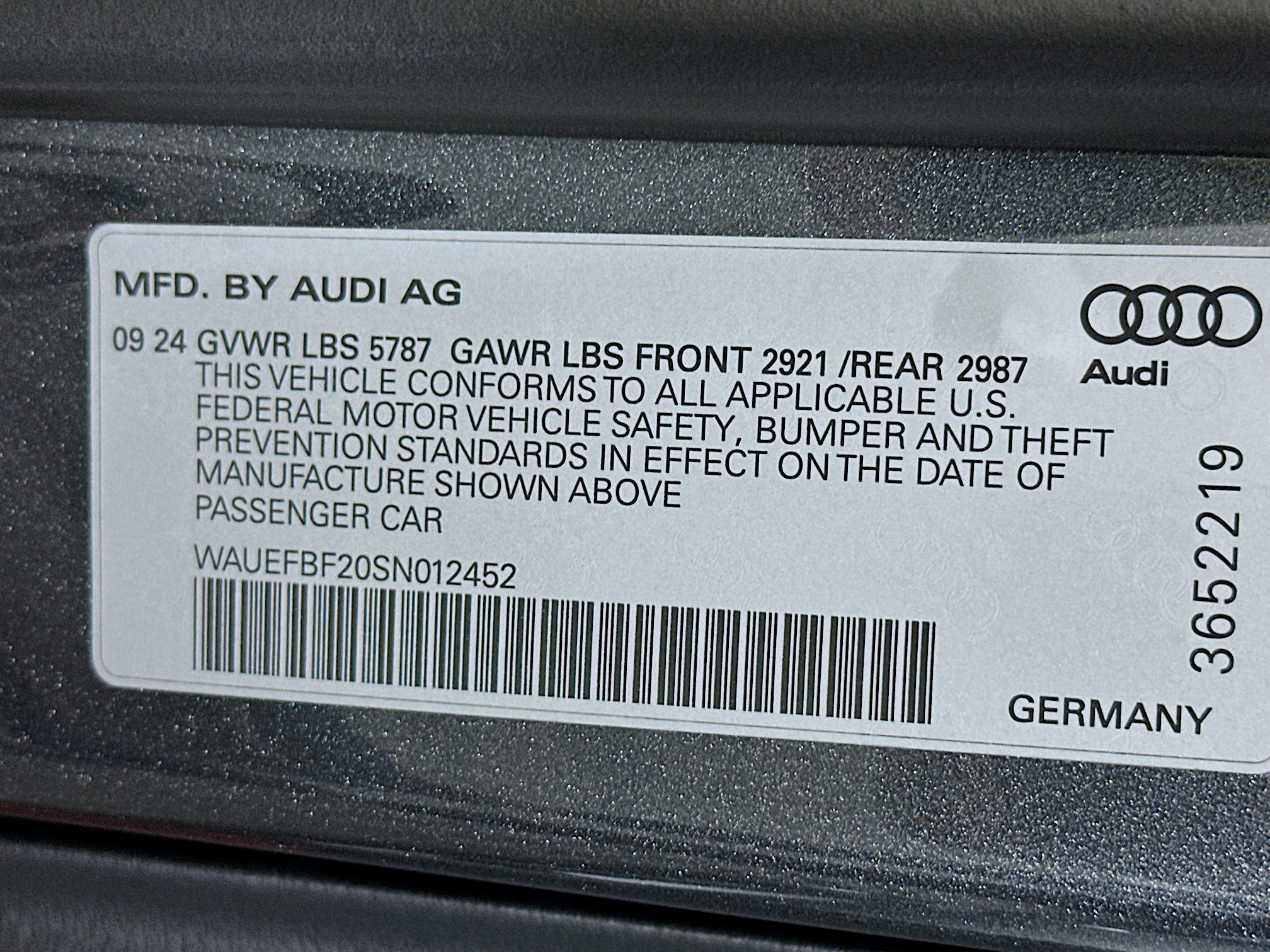 2025 Audi S6 37