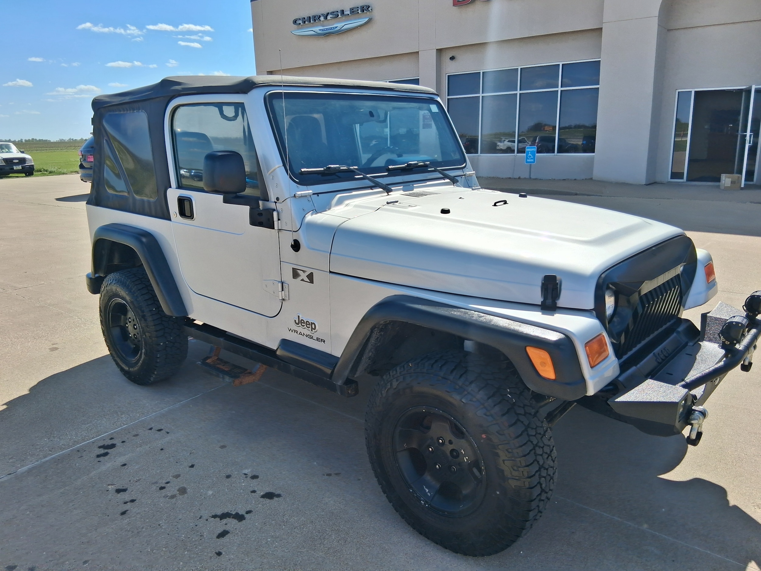 Used 2004 Jeep Wrangler X with VIN 1J4FA39S34P781875 for sale in Wapello, IA
