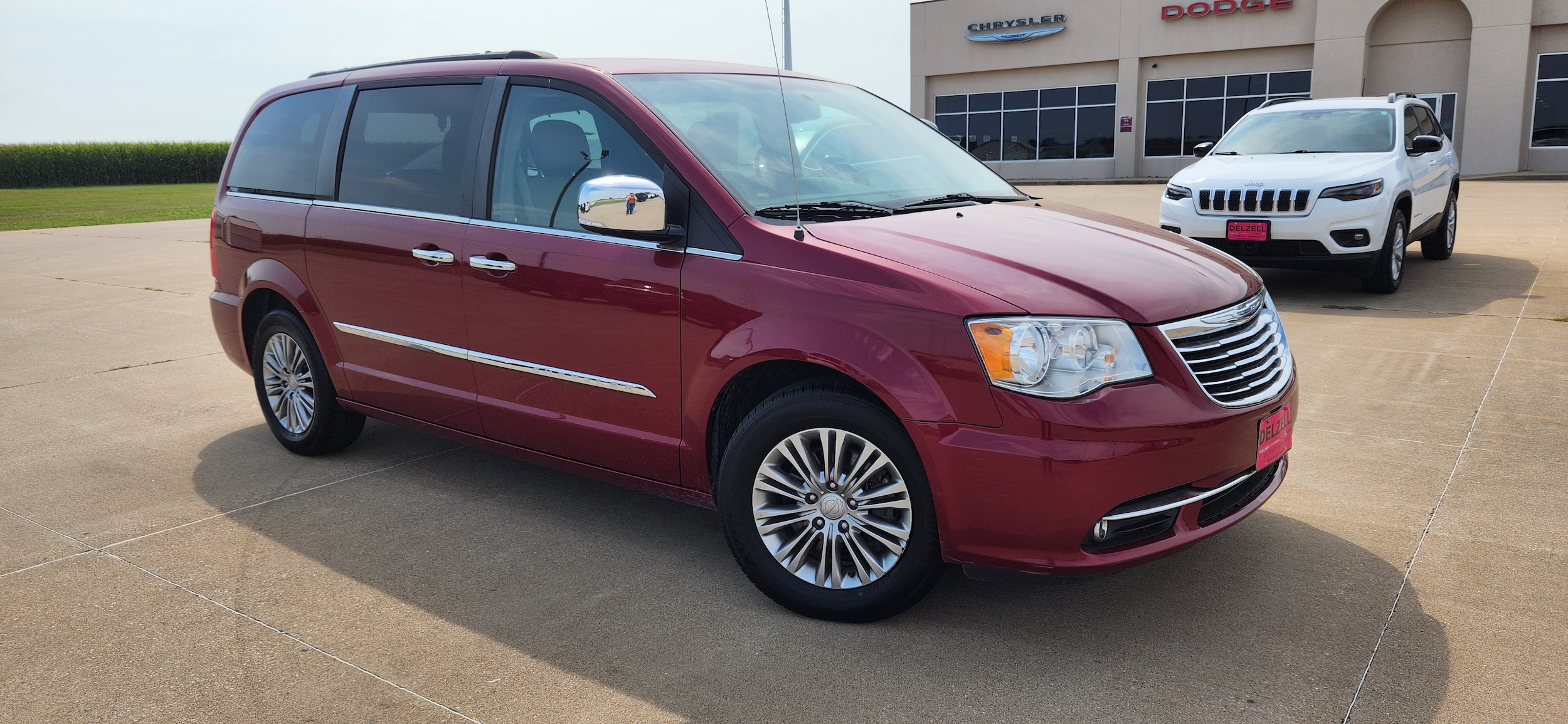 Used 2016 Chrysler Town & Country Touring-L with VIN 2C4RC1CG7GR190232 for sale in Wapello, IA