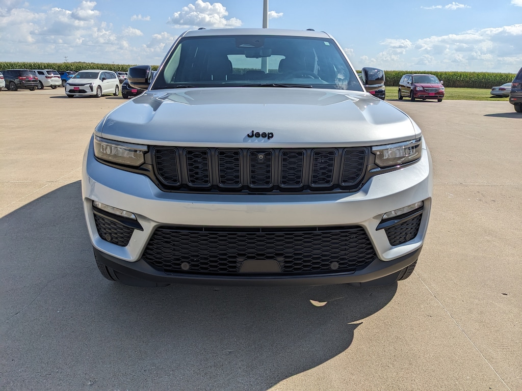 Used 2025 Jeep Grand Cherokee LIMITED