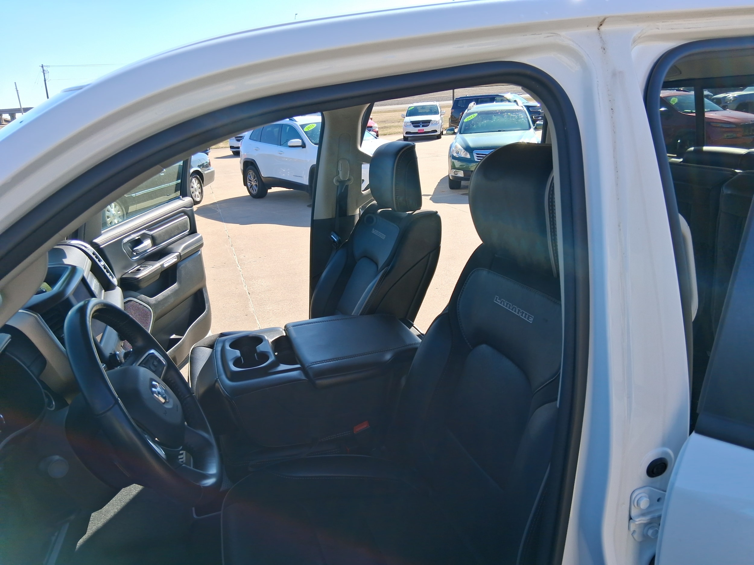 2022 RAM Ram 1500 Pickup Laramie - Photo 23