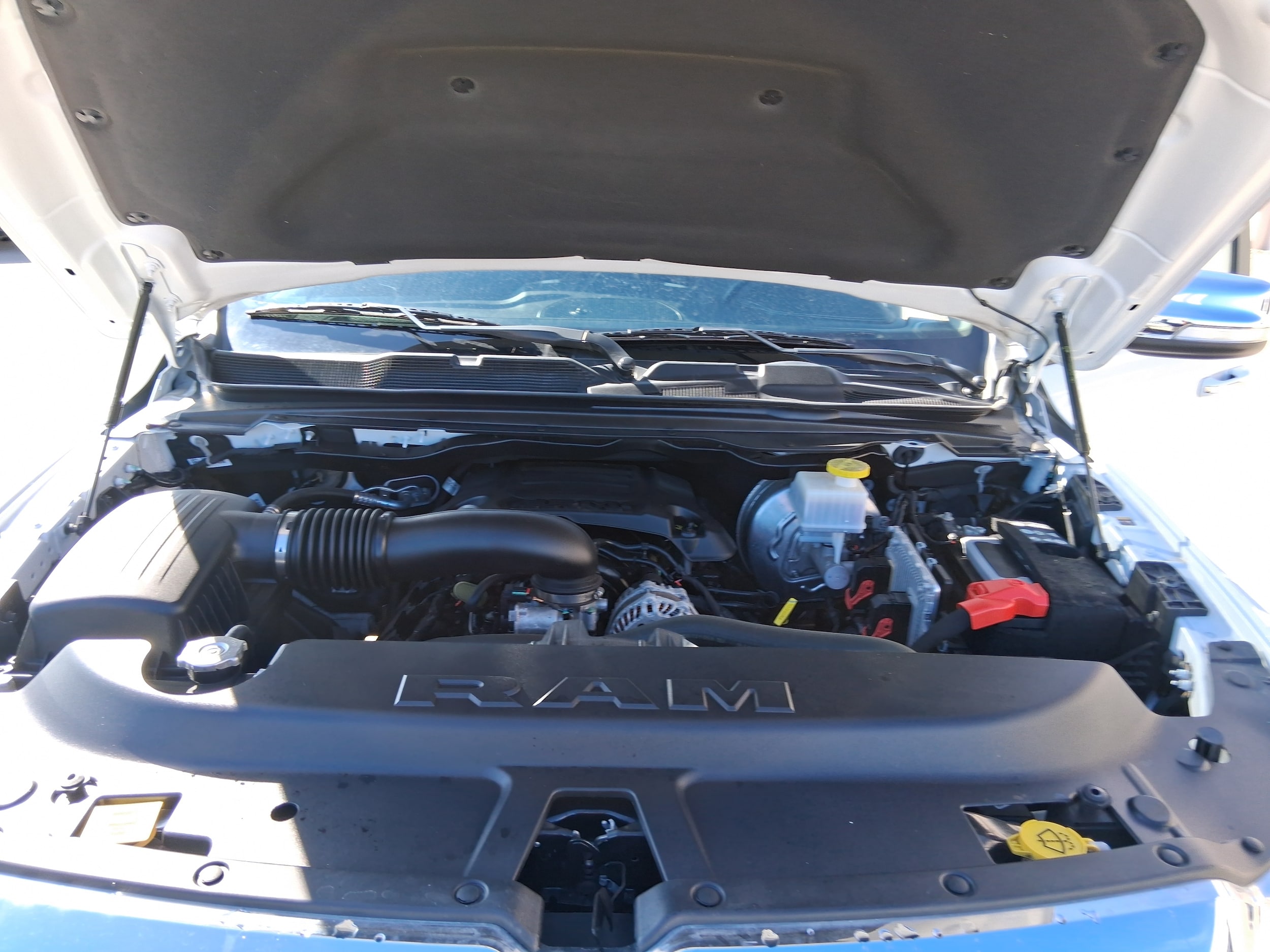 2022 RAM Ram 1500 Pickup Laramie - Photo 16