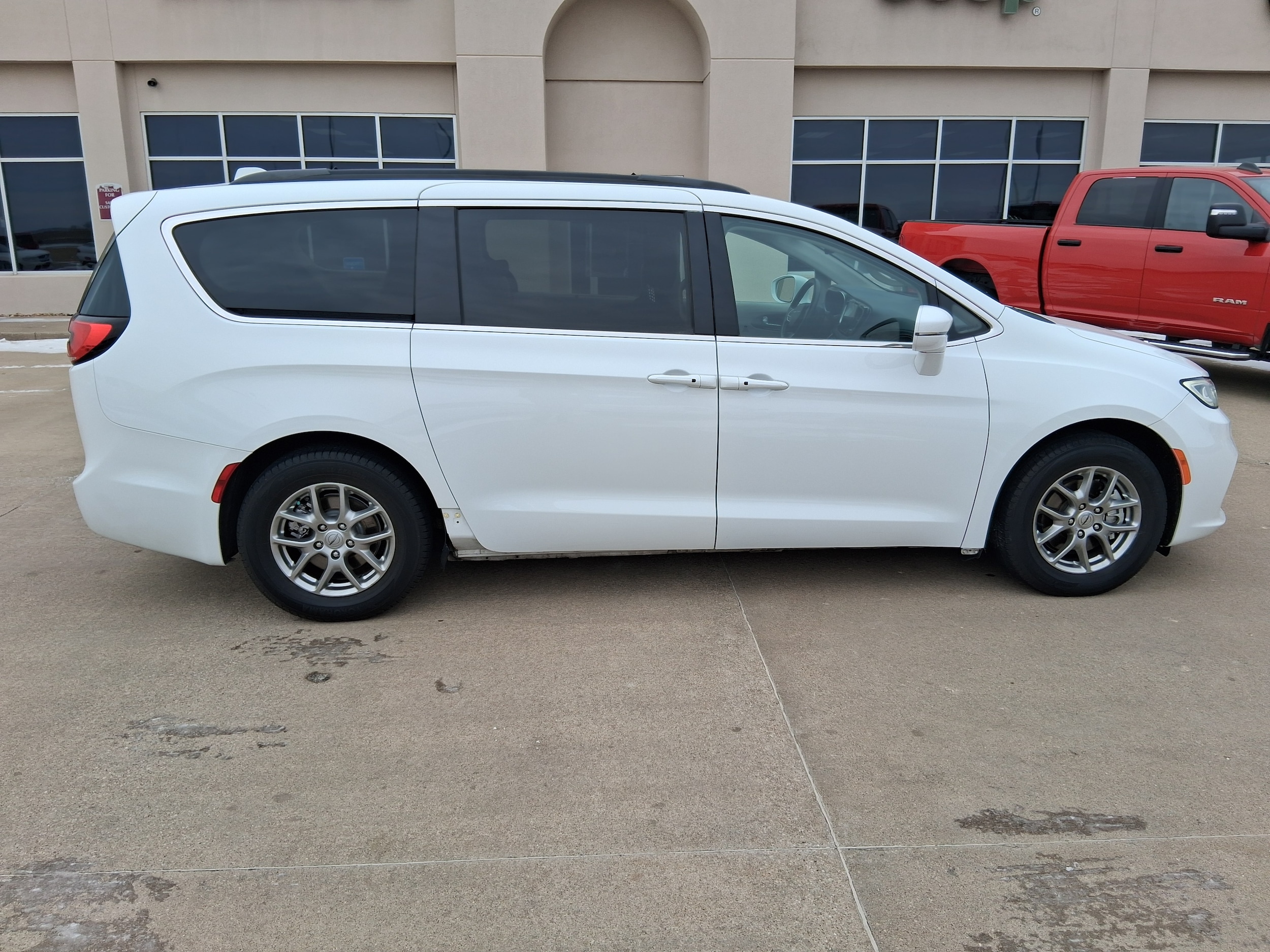 2021 Chrysler Pacifica Touring