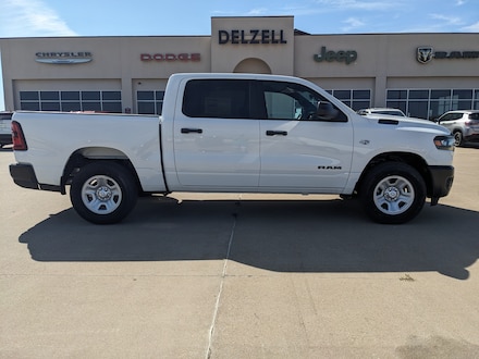 2026 Ram 1500 TRADESMAN CREW CAB 4X4 5'7 BOX Pickup