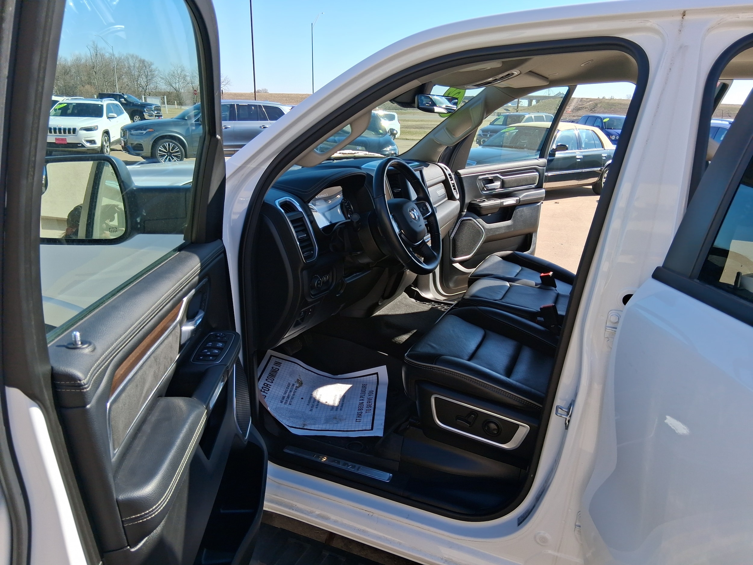 2022 RAM Ram 1500 Pickup Laramie - Photo 18