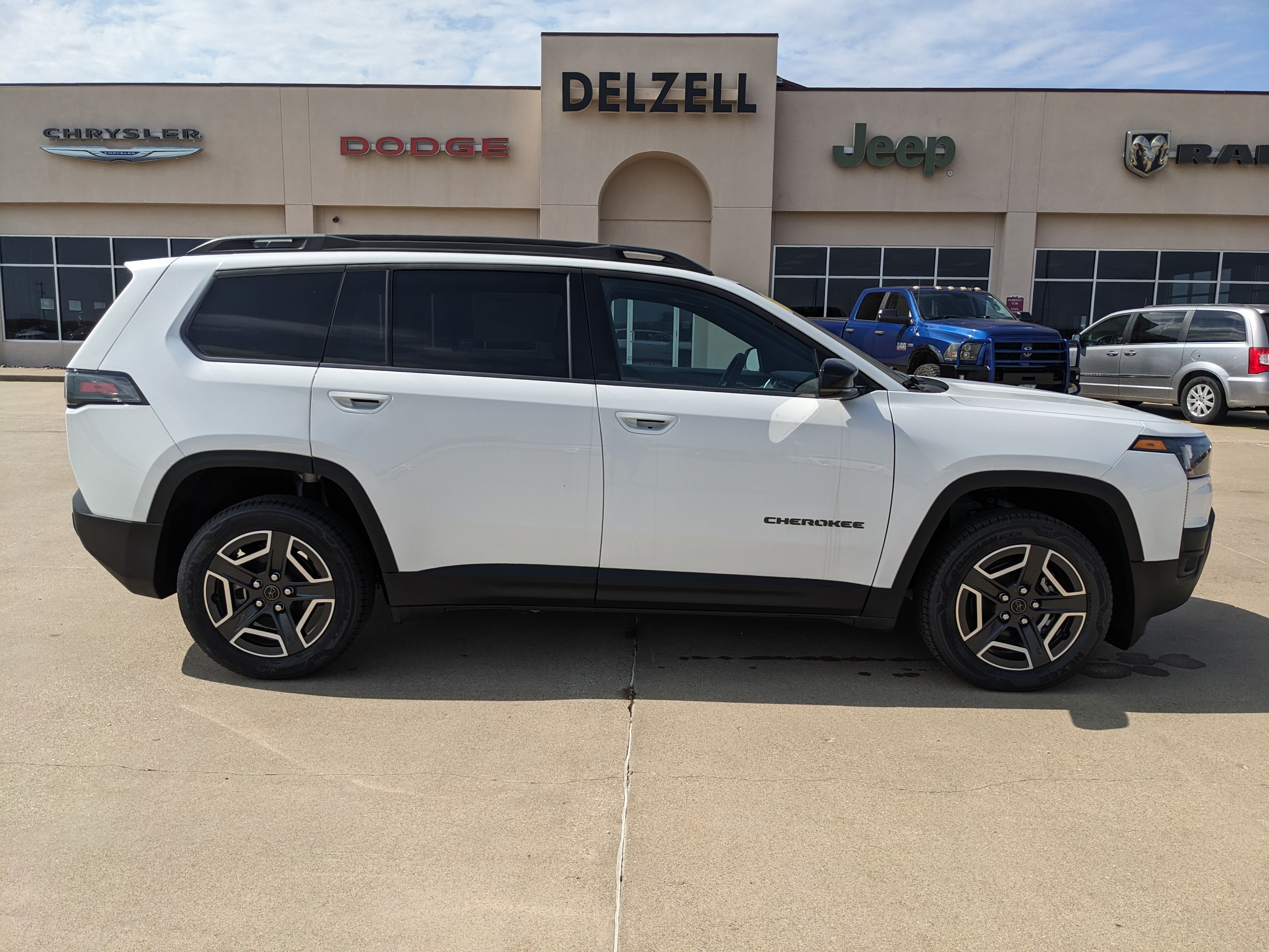 2026 Jeep Cherokee LAREDO 4X4 Sport Utility