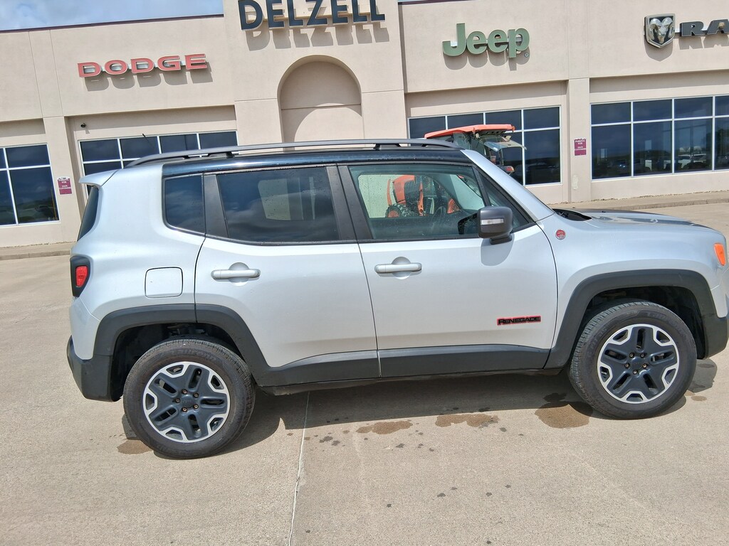 Used 2015 Jeep Renegade TRAILHAWK