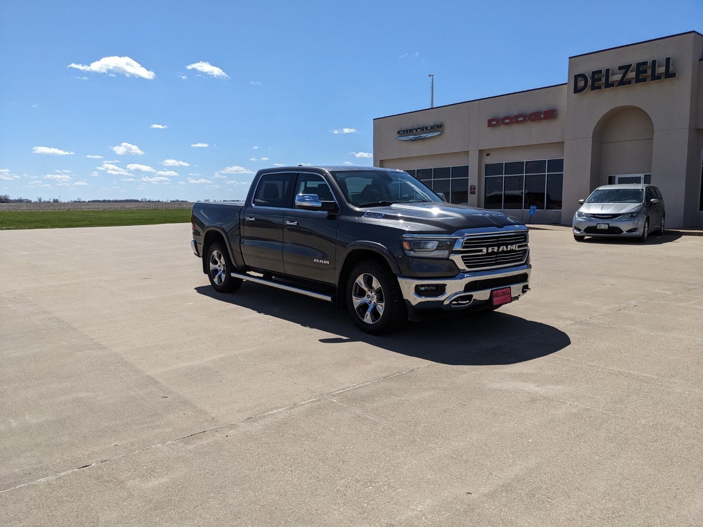 Used 2020 RAM Ram 1500 Pickup Laramie with VIN 1C6SRFJT3LN115474 for sale in Wapello, IA