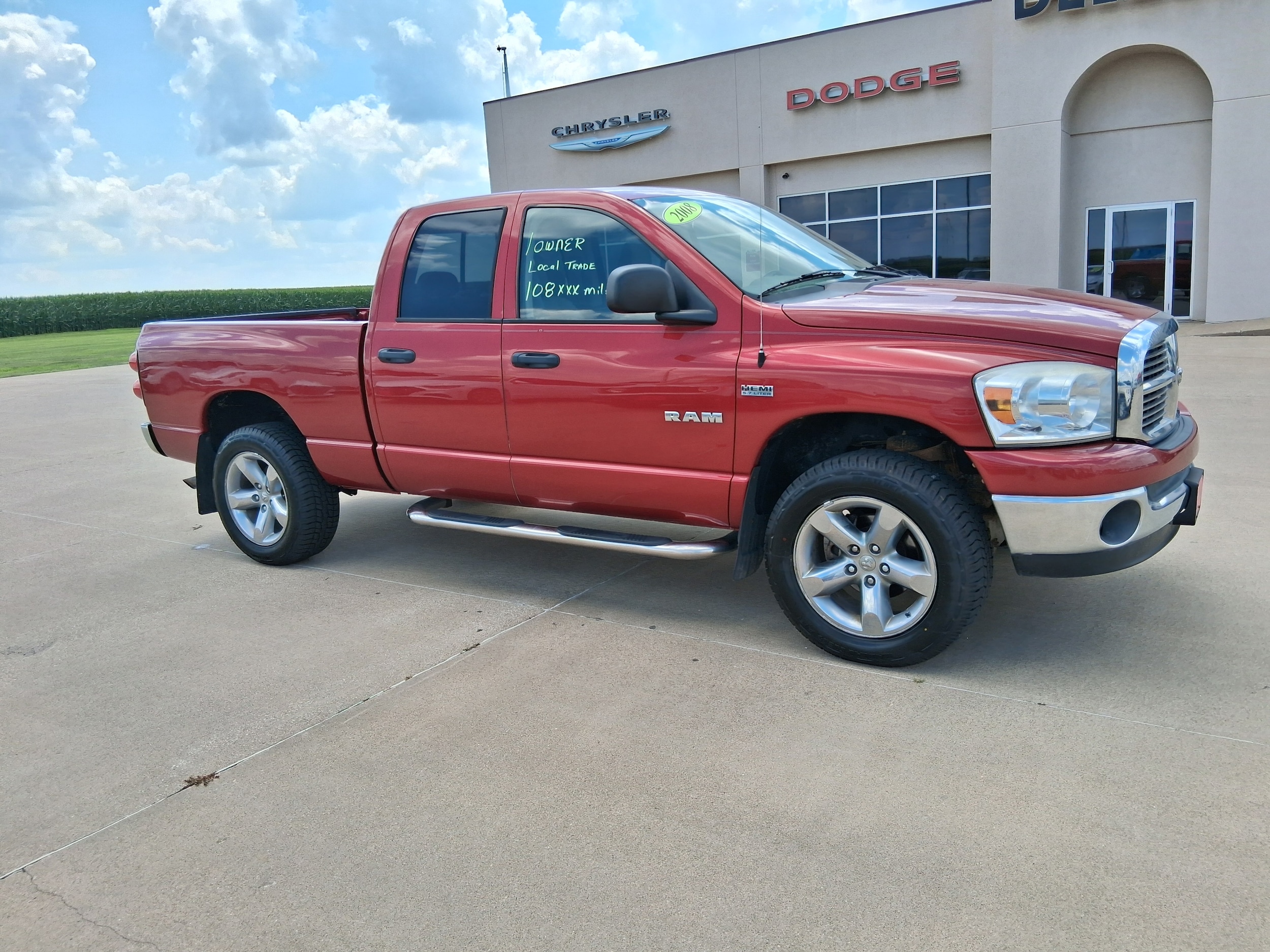 Used 2008 Dodge Ram 1500 Pickup SLT with VIN 1D7HU18258J139085 for sale in Wapello, IA