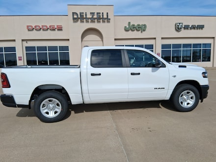 2026 Ram 1500 TRADESMAN CREW CAB 4X4 5'7 BOX Pickup