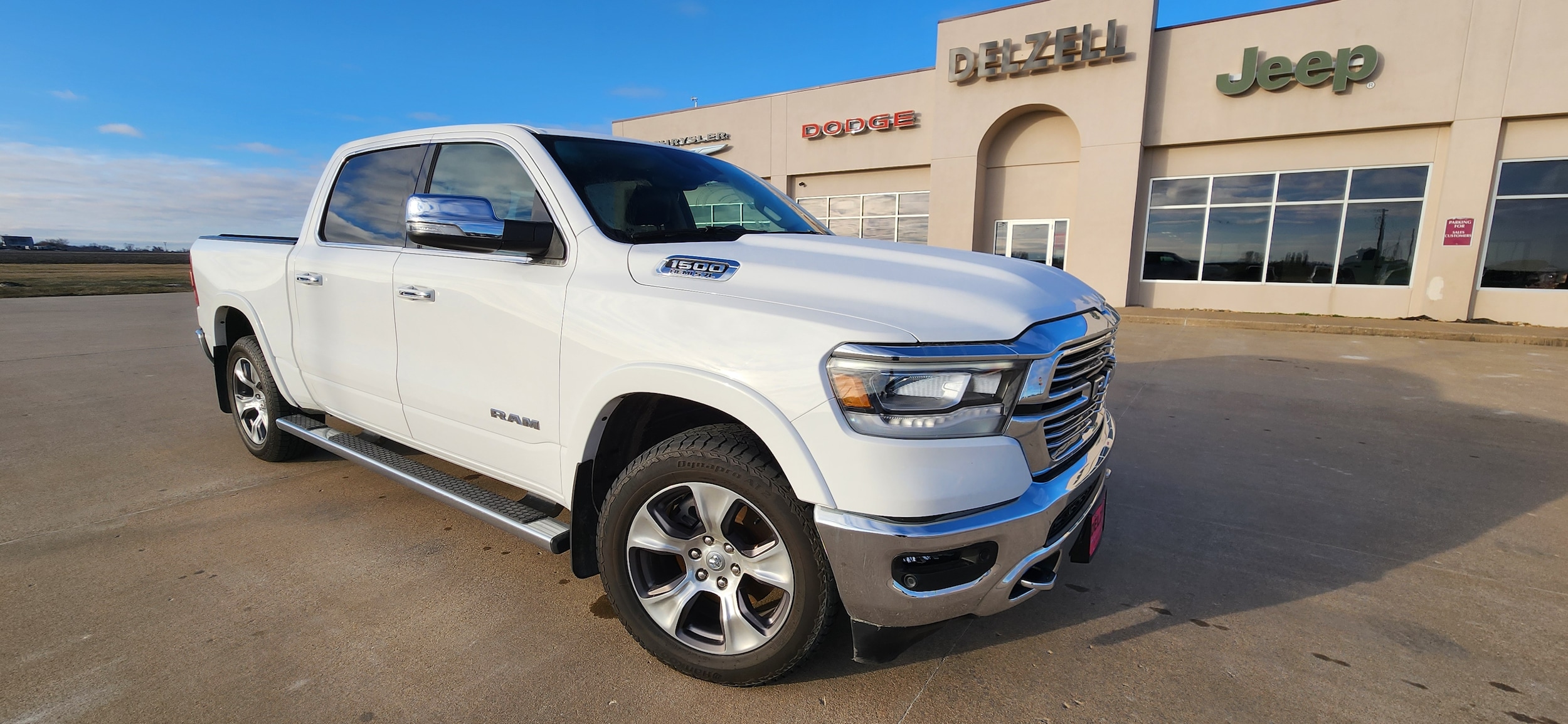 Used 2021 RAM Ram 1500 Pickup Laramie with VIN 1C6SRFJT1MN568543 for sale in Wapello, IA