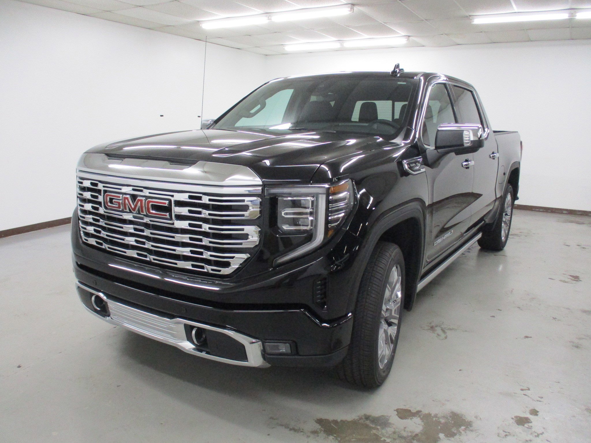 2026 GMC Sierra 1500 Denali's photo