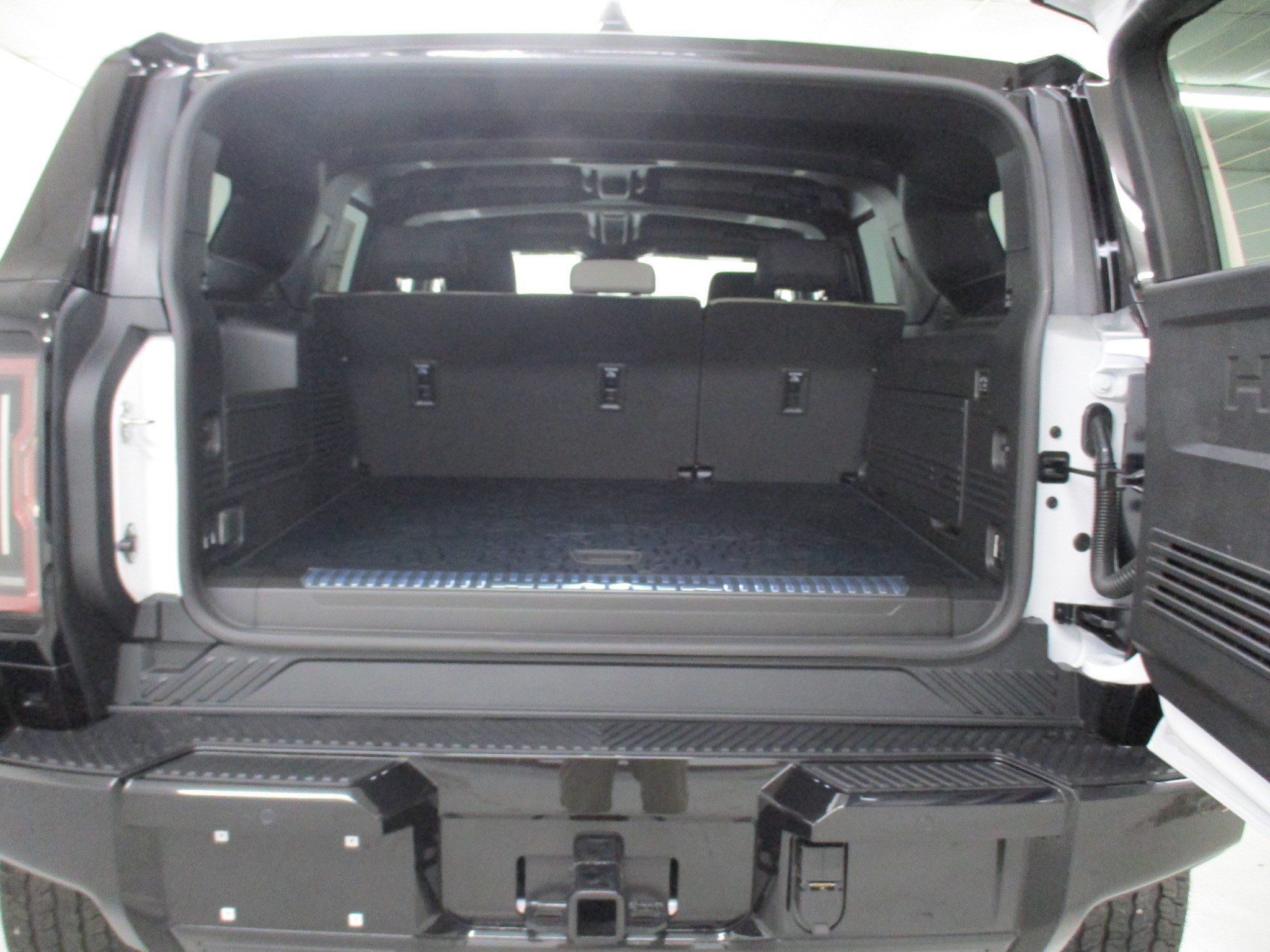 2026 GMC HUMMER EV 2X - Photo 13