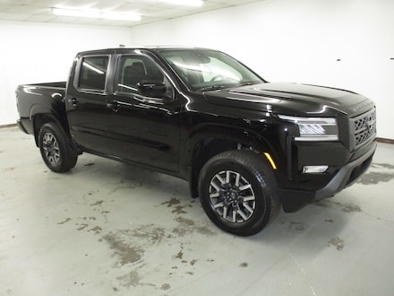 2024 Nissan Frontier Crew Cab SL 4x4 Truck