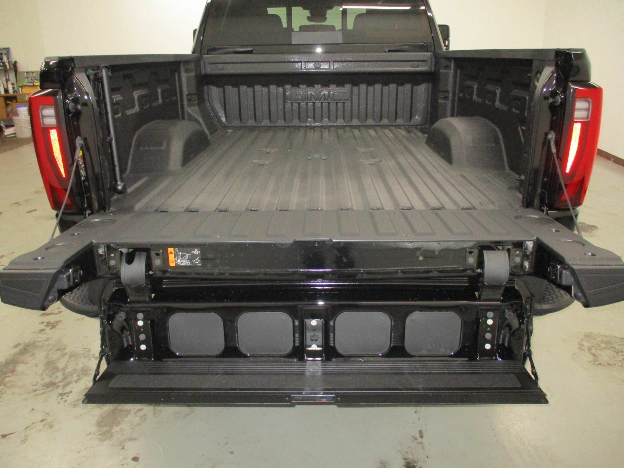 2025 GMC Sierra 2500HD Denali - Photo 6