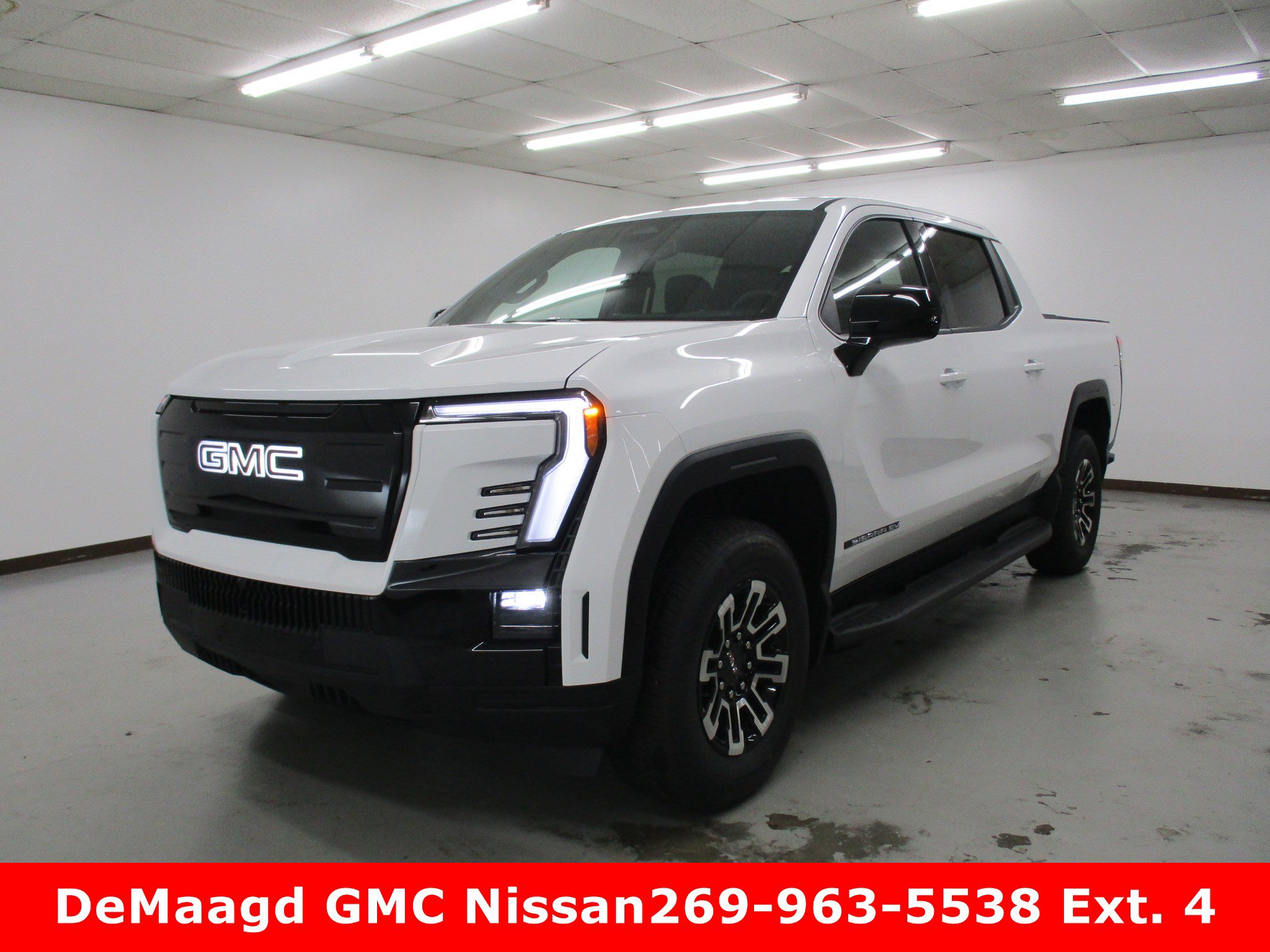 2026 GMC Sierra EV Elevation's photo