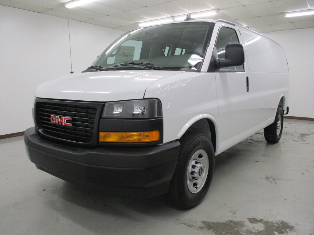 New 2025 GMC Savana 3500 Work Van Van Cargo Van