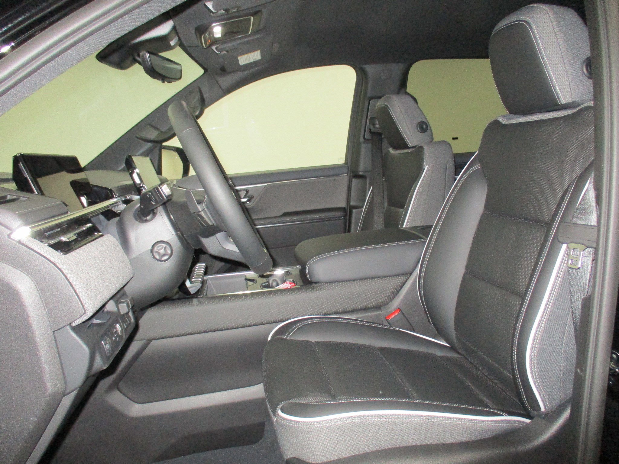 2026 GMC Sierra EV Elevation - Photo 14