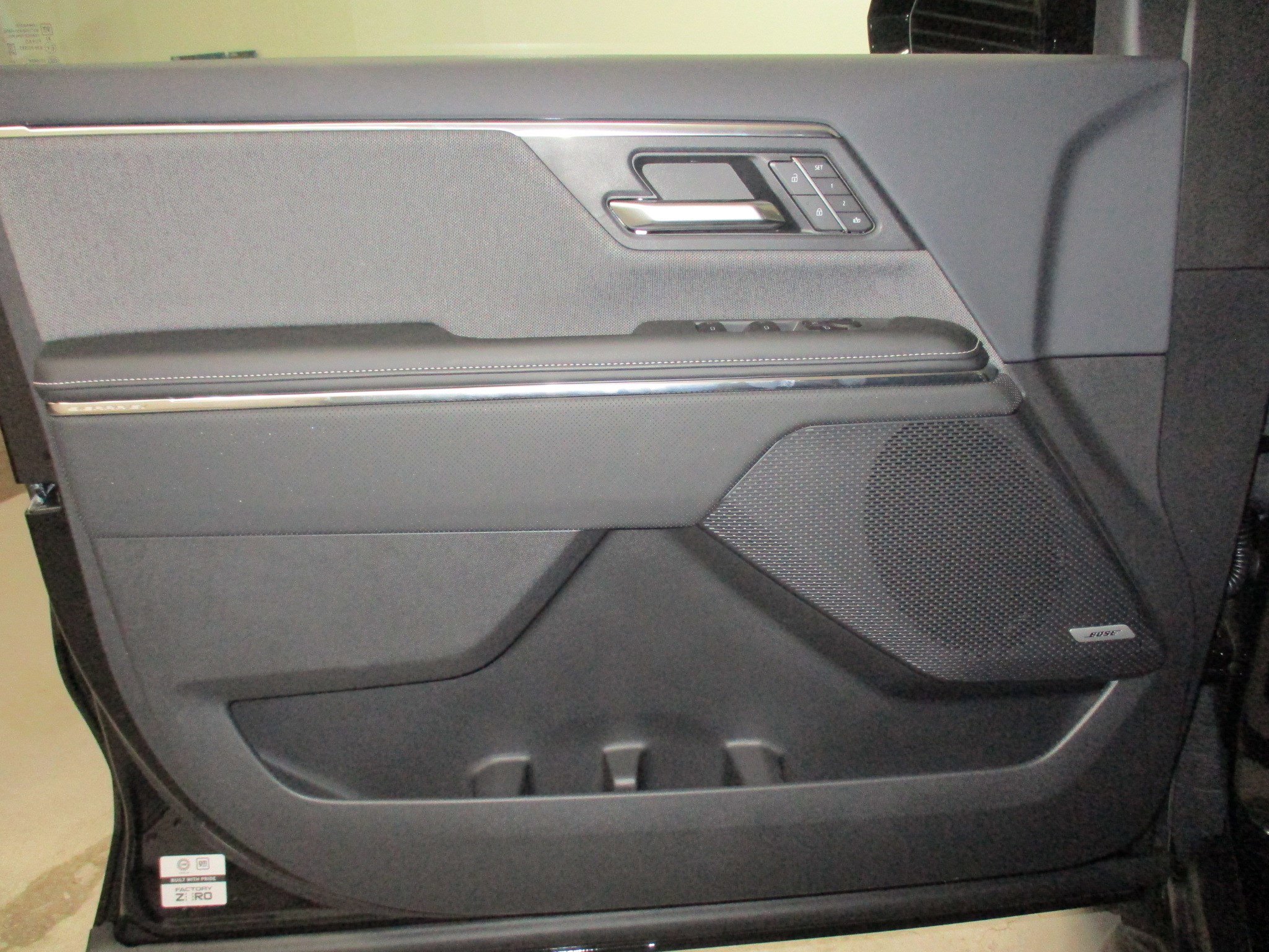 2026 GMC Sierra EV Elevation - Photo 12